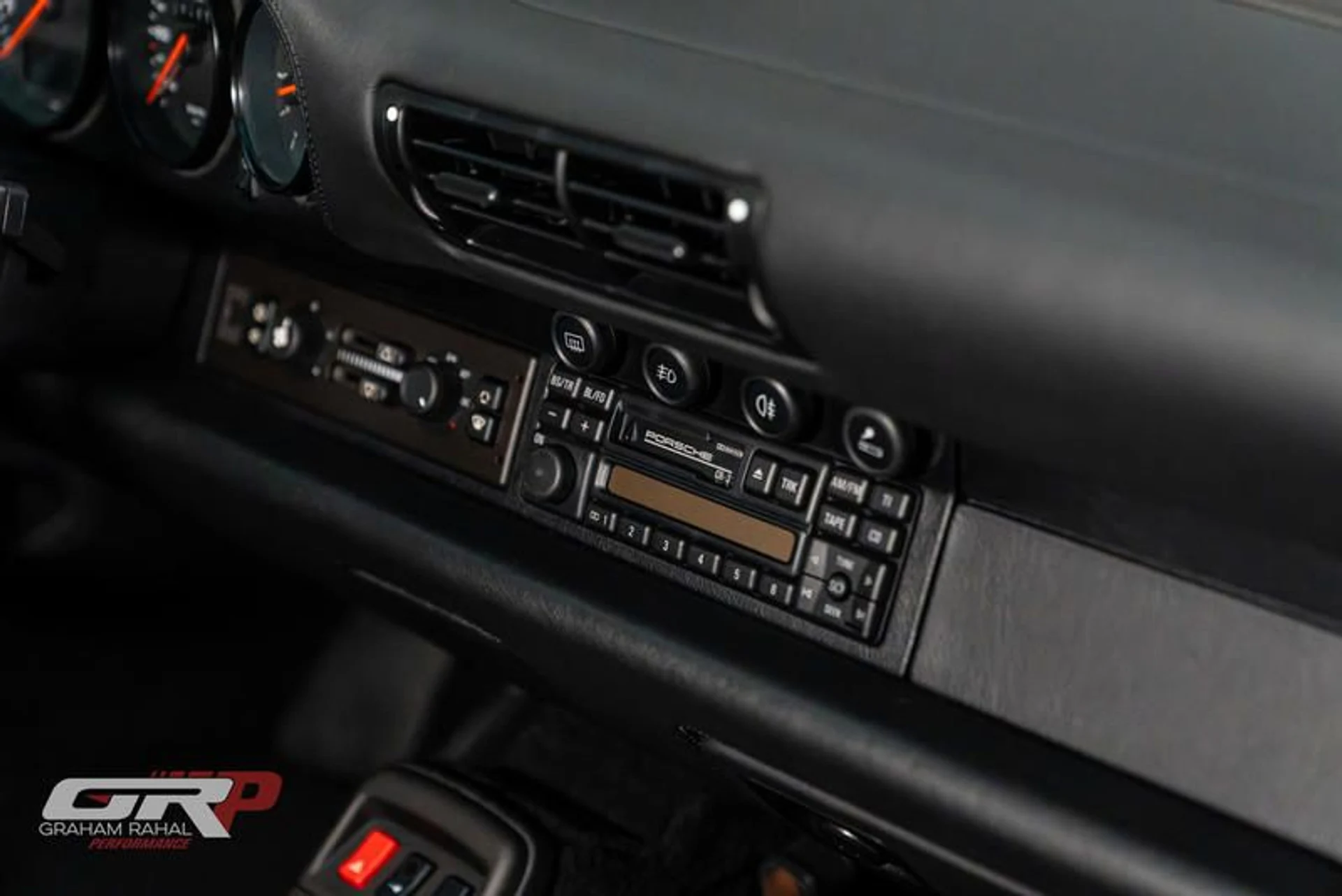 mph052_3539404352_F6_D82_A6_B_9328_478_C_9_EB_8_4647_DEC_51_E20_f1956cb6c5