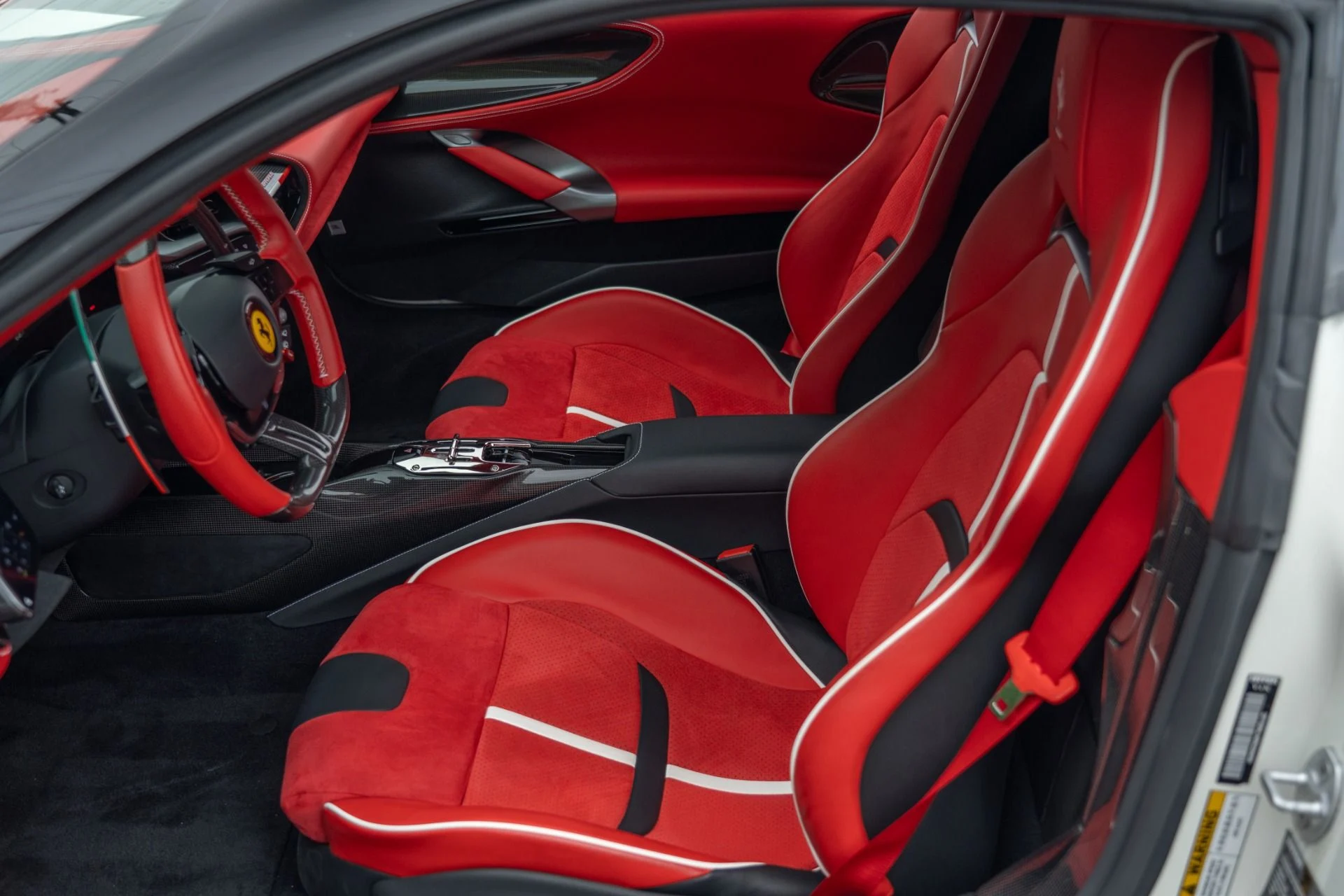 mph052_3542389163_Used_2022_Ferrari_SF_90_Stradale_1759959371_16cddbc710