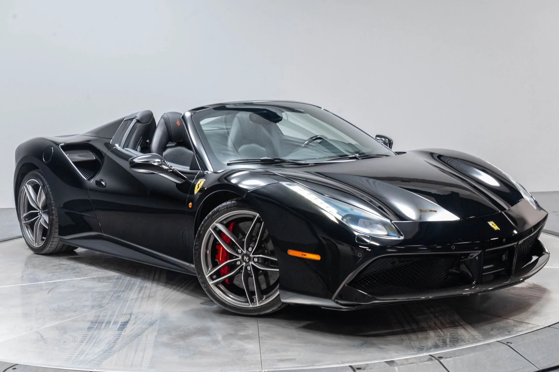 mph052_3547891871_Used_2016_Ferrari_488_Spider_Base_1785961462_2a1401dd55