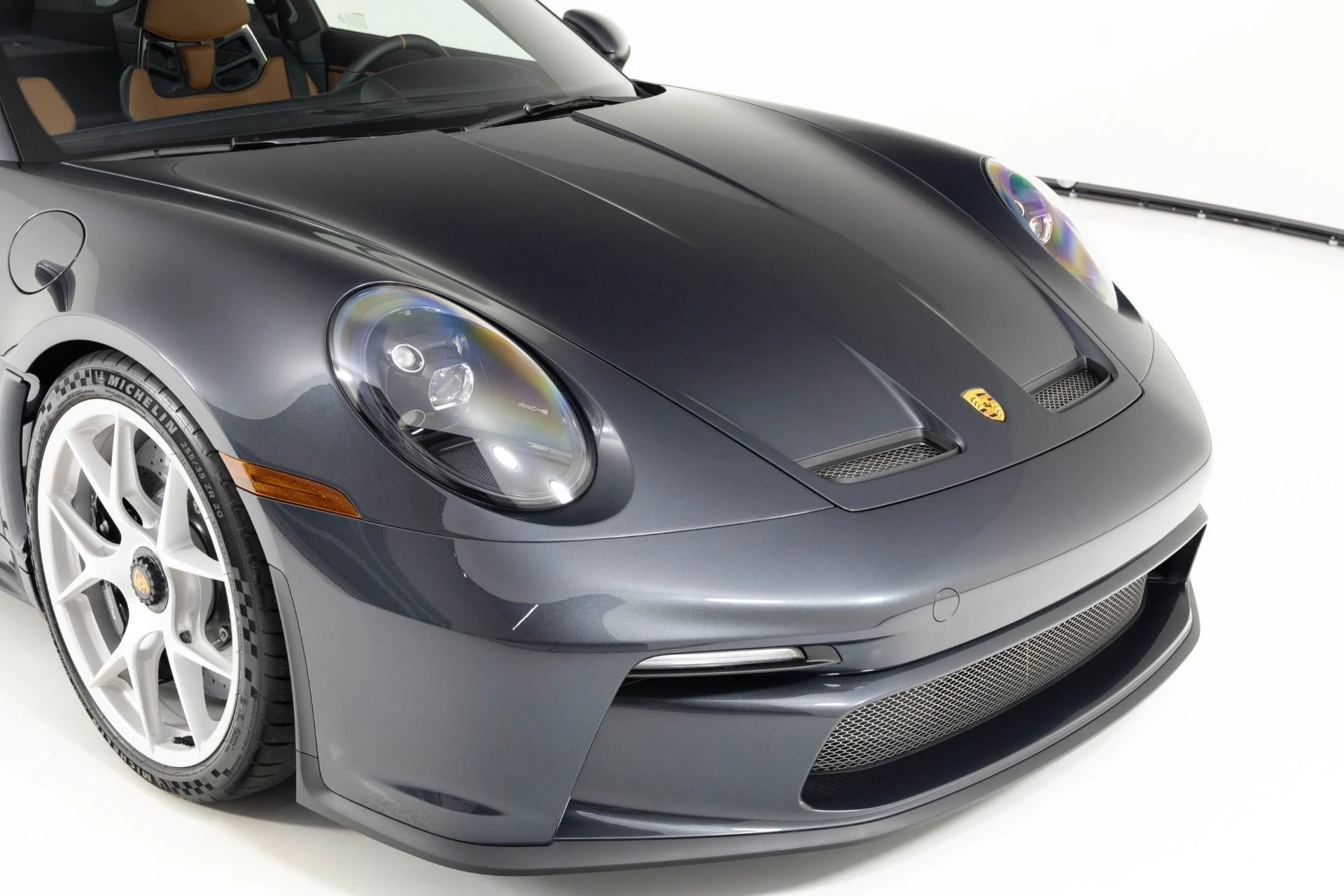 mph052_3554682493_Used_2024_Porsche_911_ST_1761006510_56aabf56e6