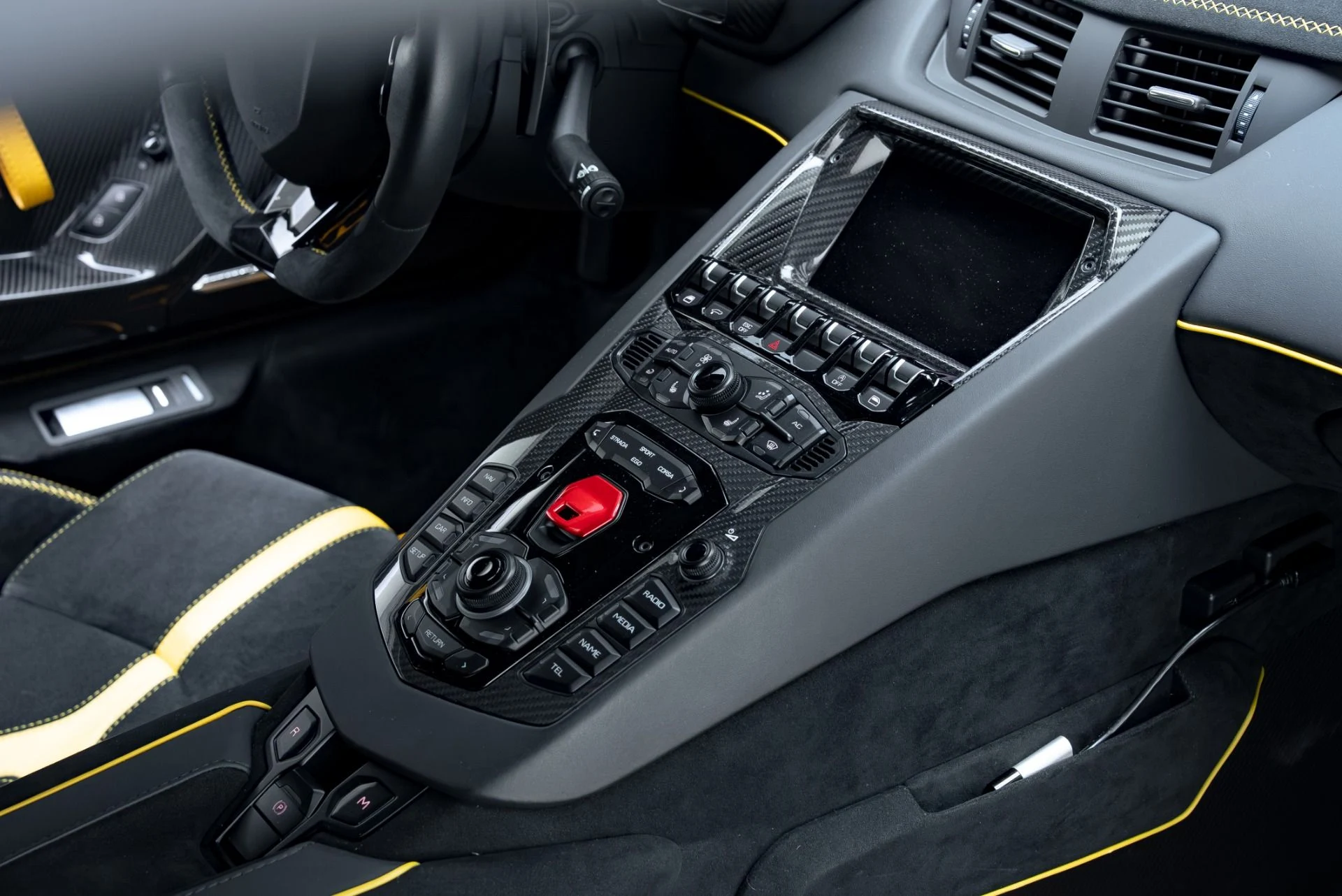 mph052_3555074934_Used_2021_Lamborghini_Aventador_LP_770_4_SVJ_1776372258_d28703f6ee