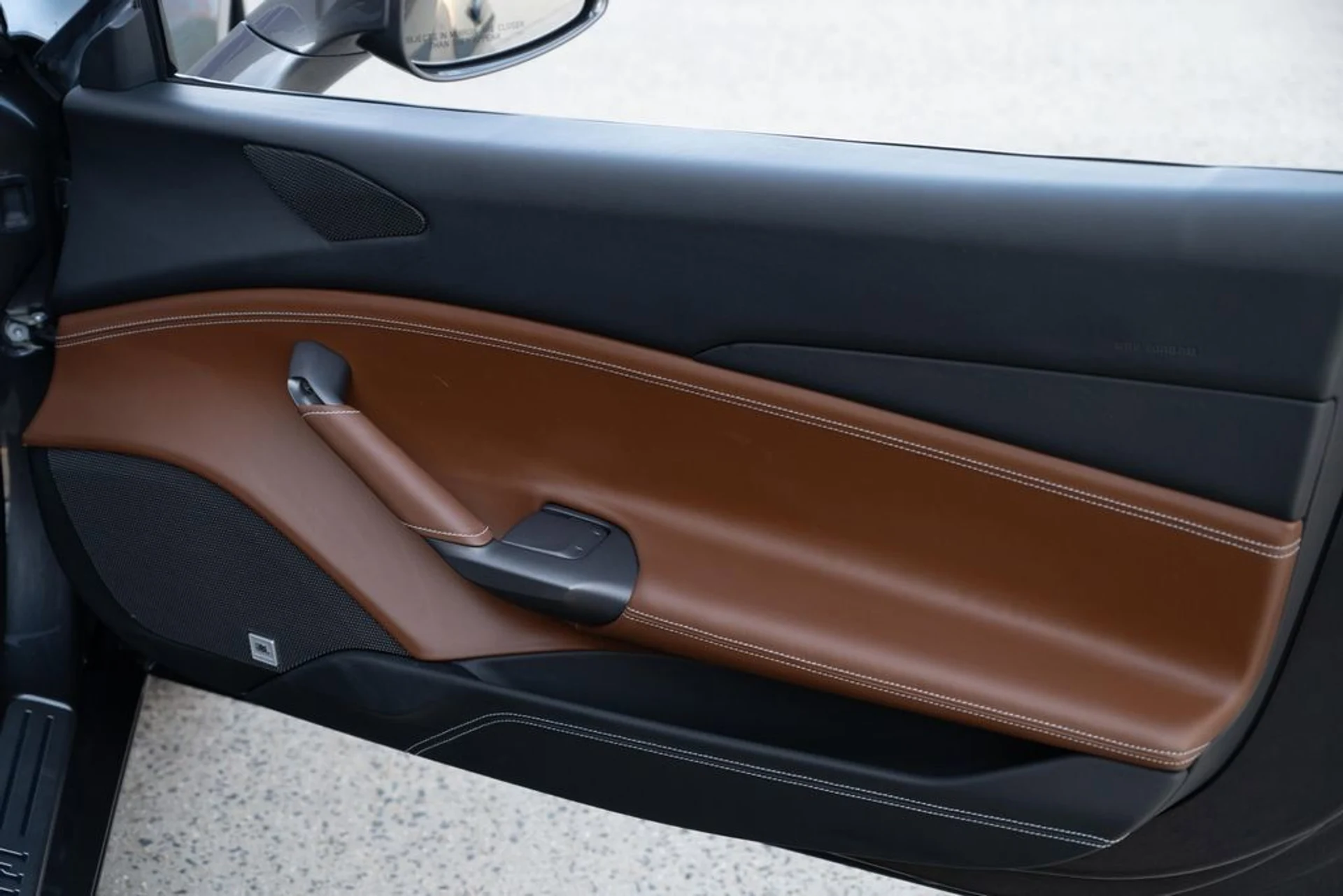 mph052_3556753999_871cce33357741d285d89c1f57611a72_0e42ef9aa1