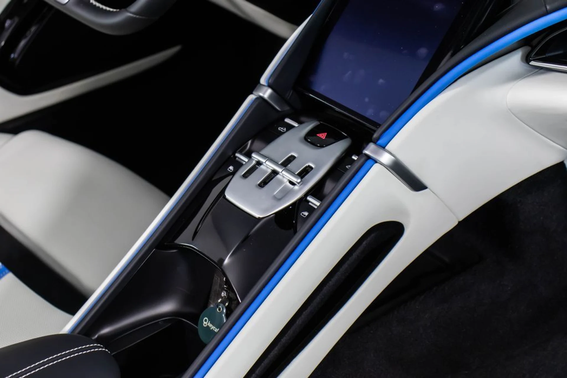 mph052_3556811804_b513a437e8bde237de41def69098cc34x_85be5e7fd4