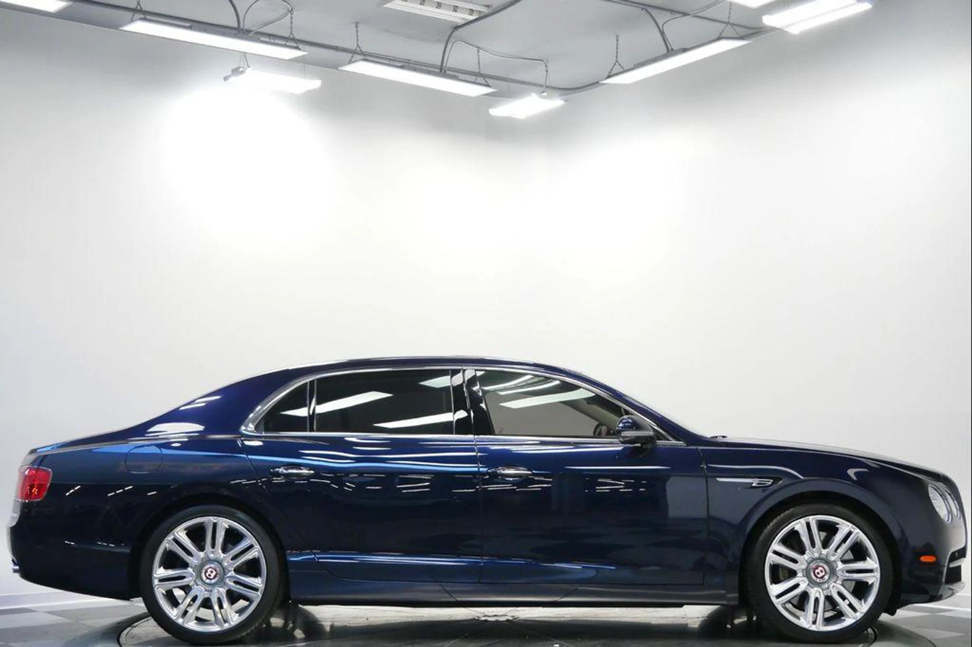 mph052_3603205321_0_VX_Jr_N_Wyq_W_Yob_R3_Z7_Gtwyg_k_R_Og_6536155bfb