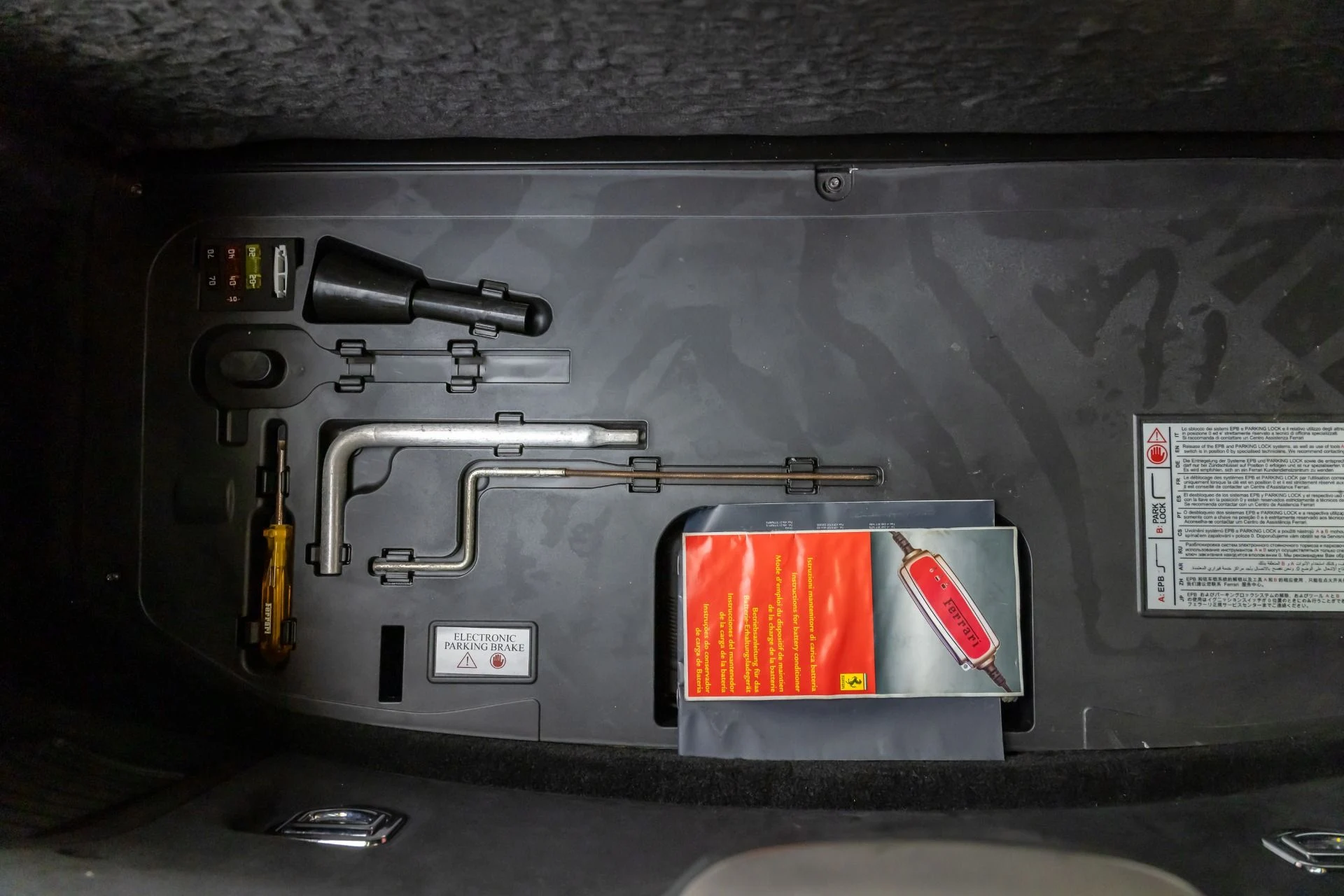 mph052_364248661_Used_2014_Ferrari_F12berlinetta_1766171664_80d67de4ca