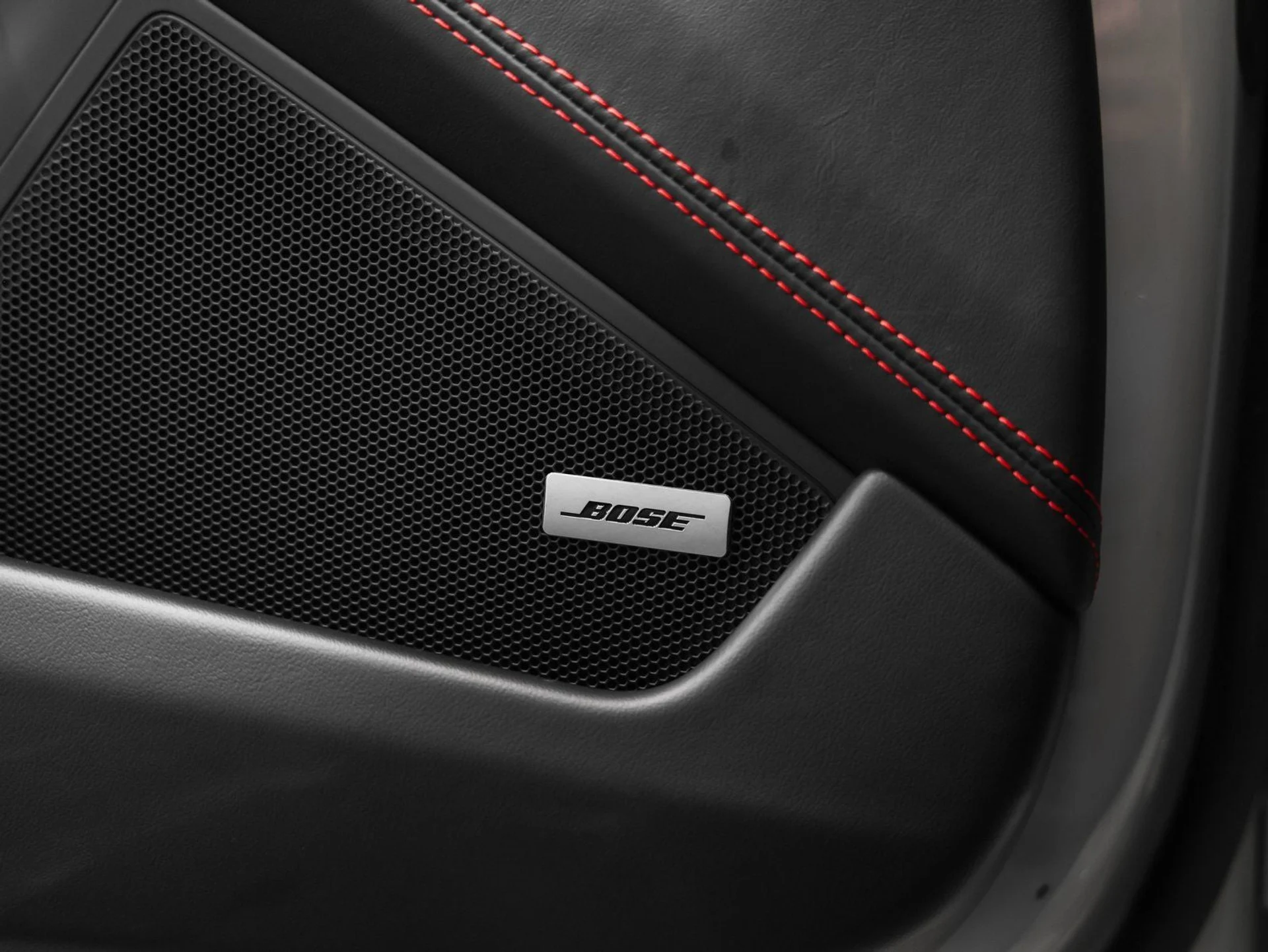 mph052_3645015053_53_5c76c977a2