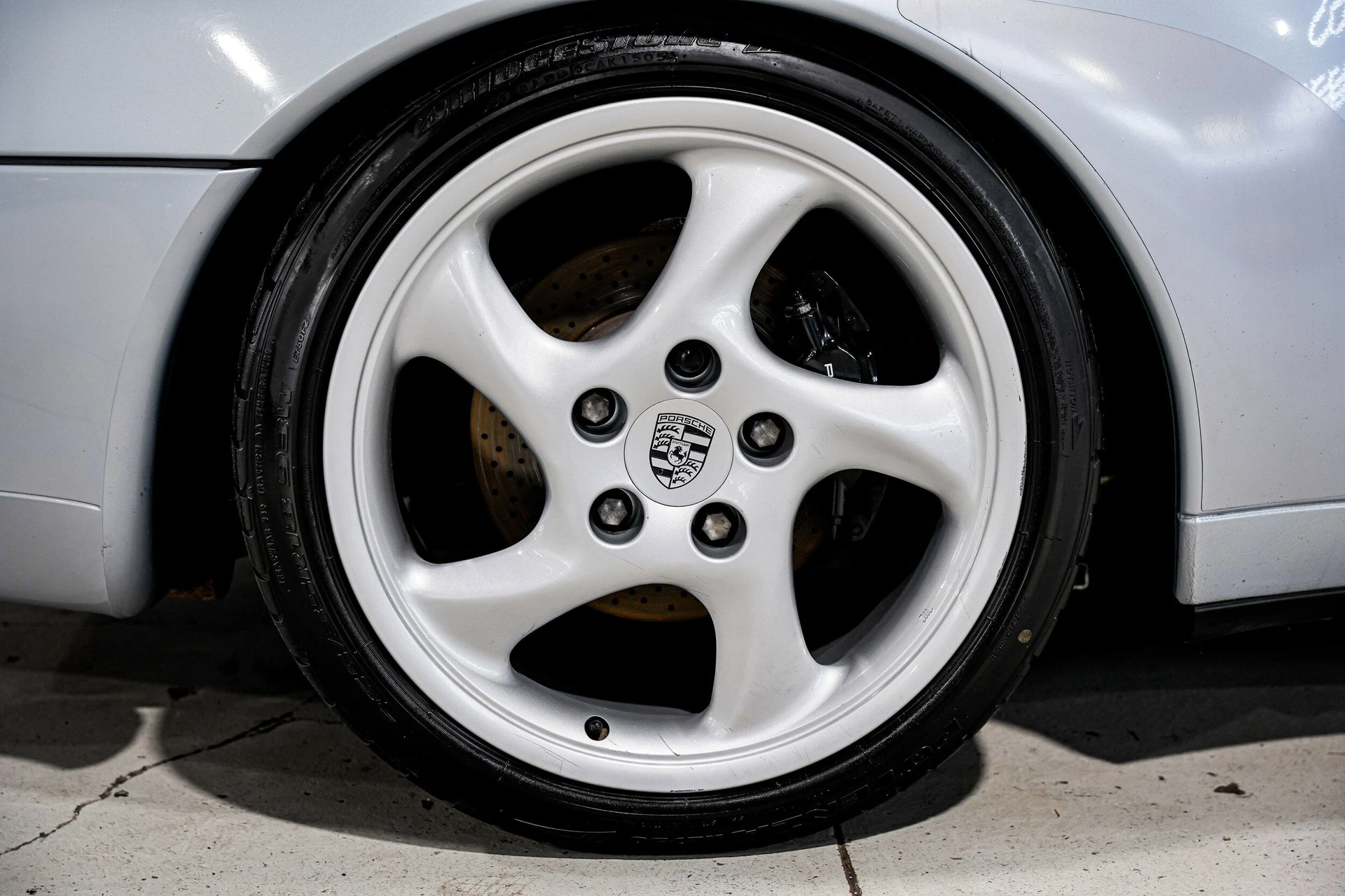 mph052_3651671394_00ff1244f114a89033bddb58e8e949e1x_e20d4f6776