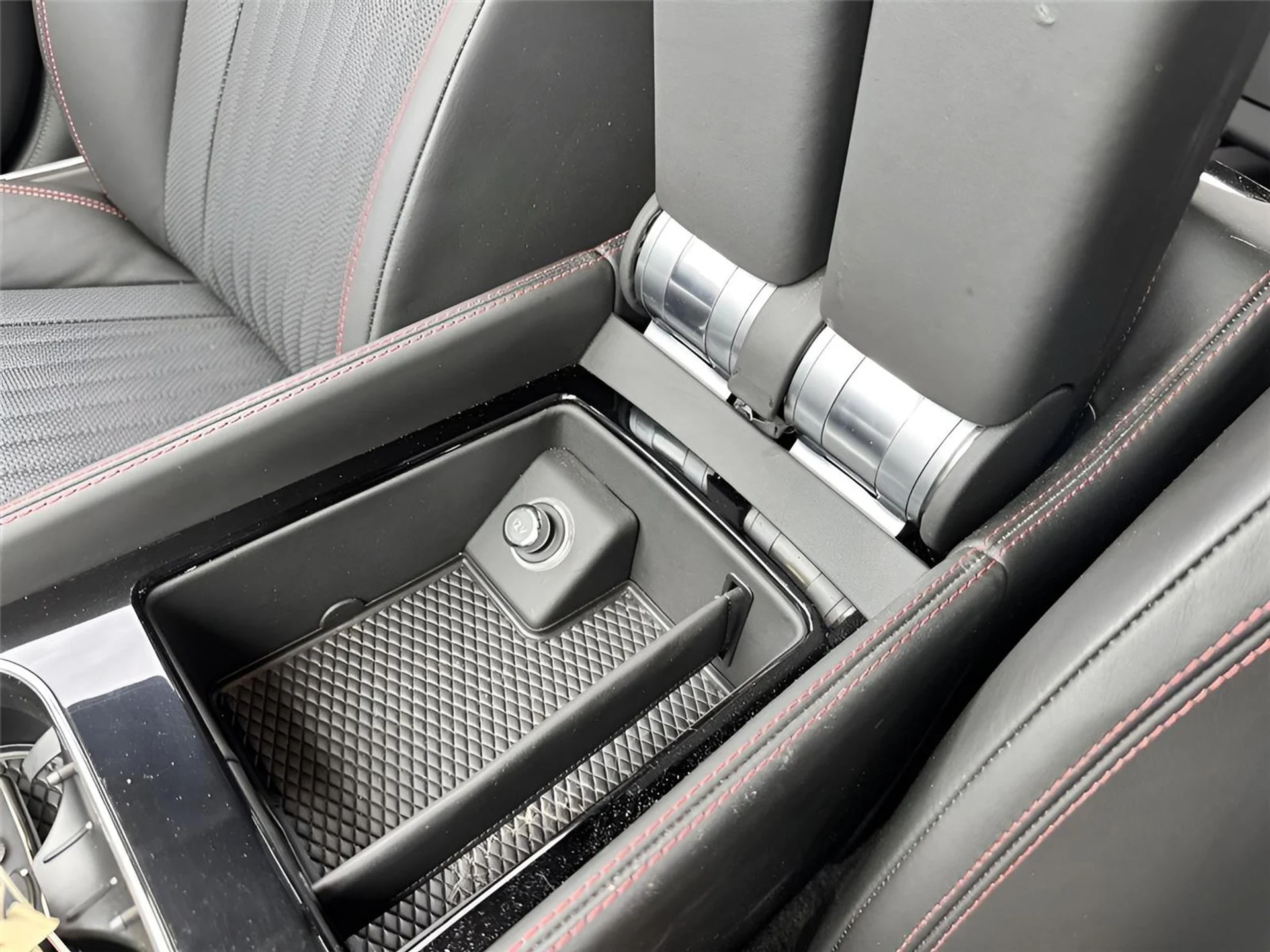 mph052_3658767489_b2f18375664f547d321495921aa1db62_43860853bf