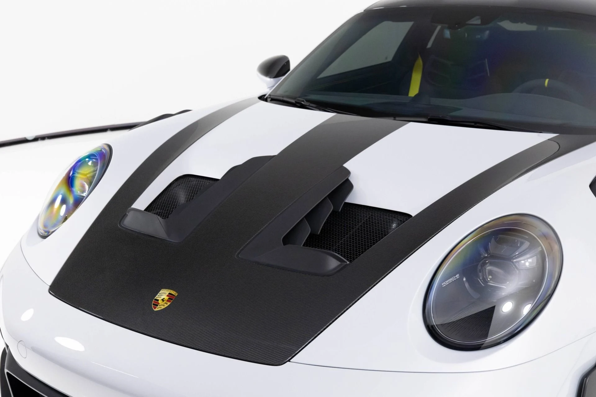 mph052_3669387225_Used_2025_Porsche_911_GT_3_RS_1779147252_4234f4e65a
