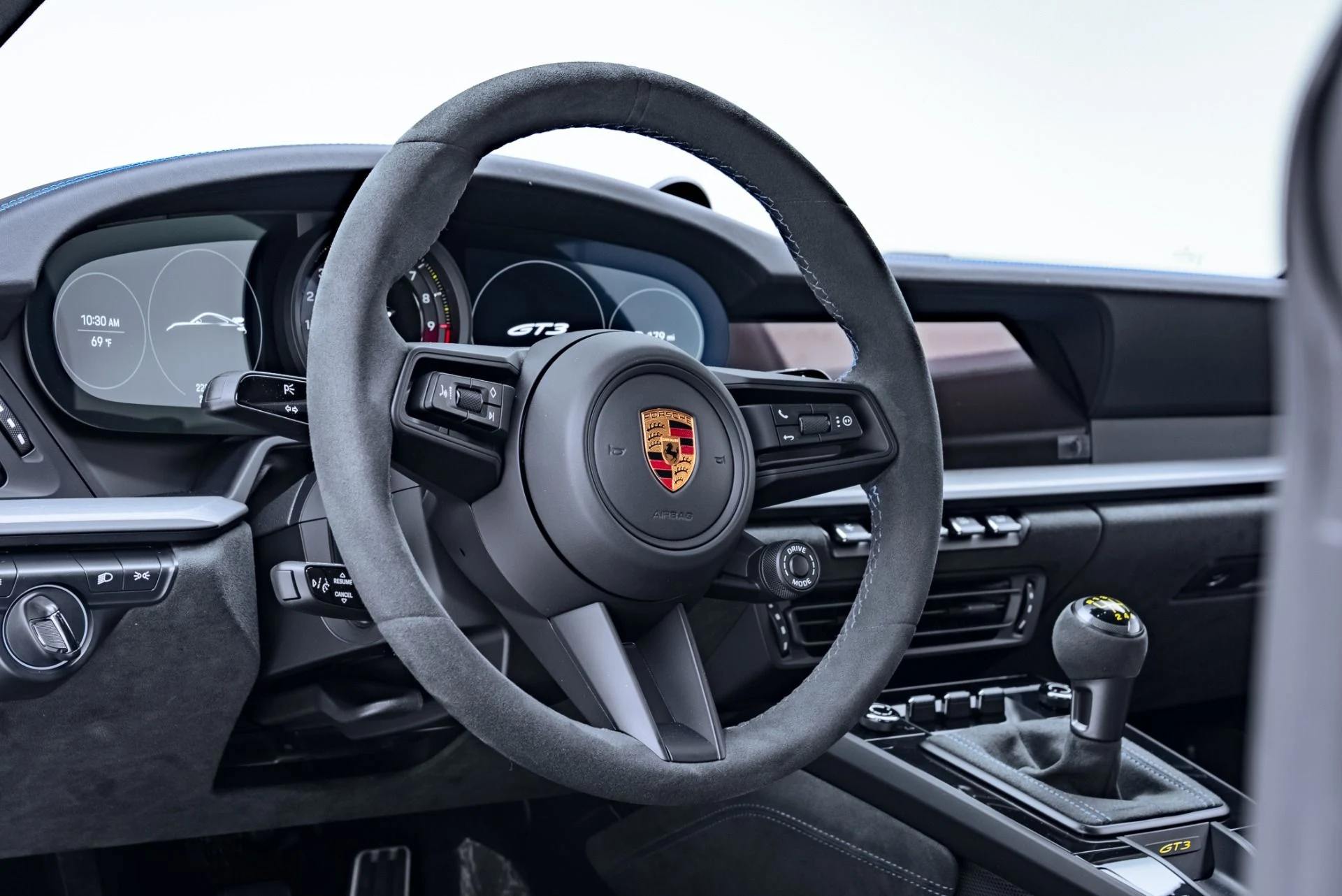 mph052_3687176660_Used_2023_Porsche_911_GT_3_1771960777_99cb627b5d