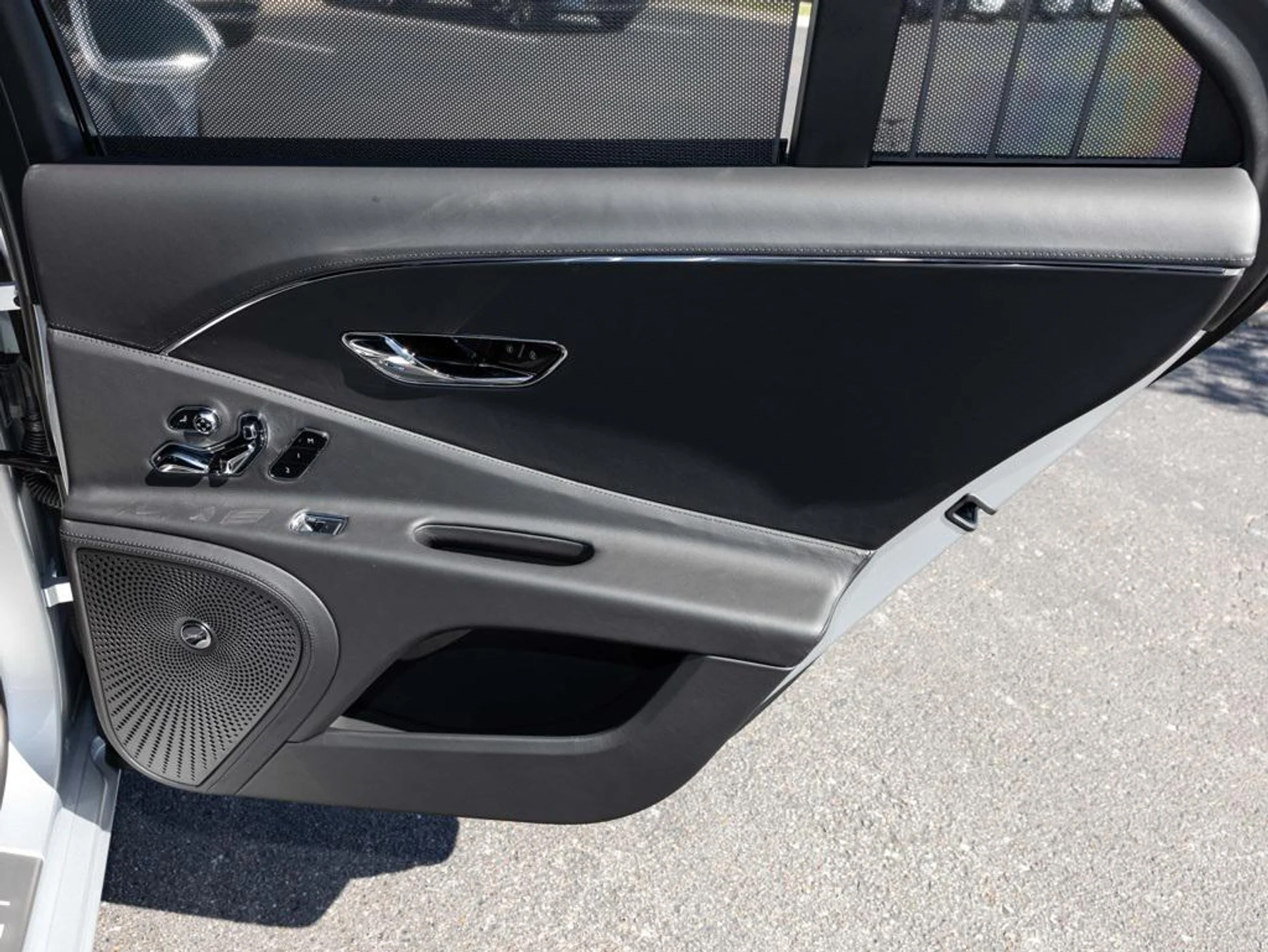 mph052_3711794000_465279750_68f229d8c83056c645fcfec4_e30ed0c2bc