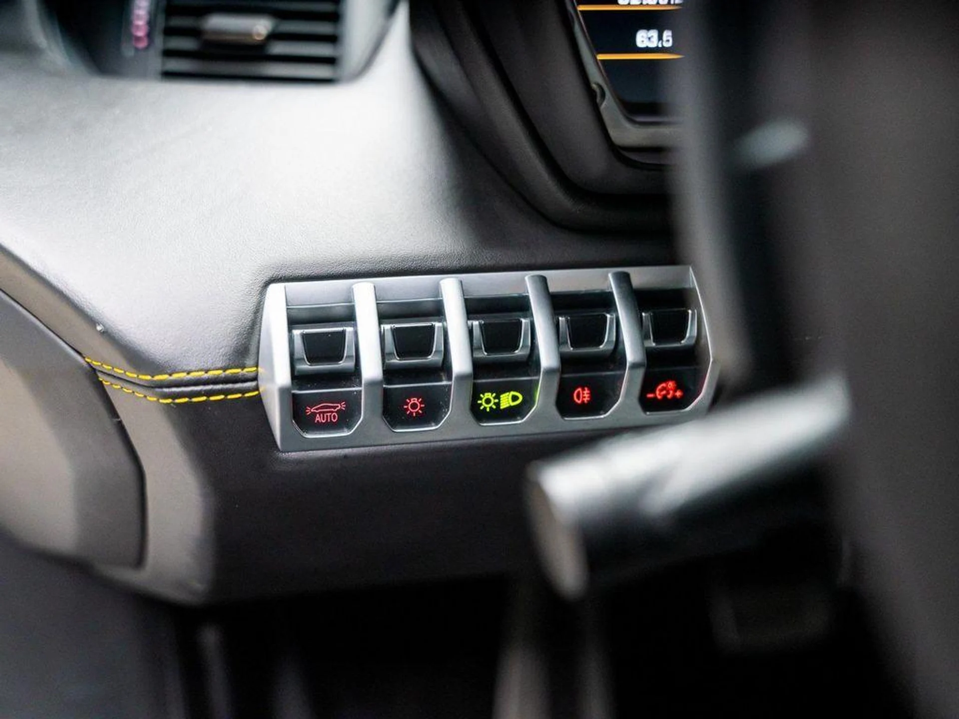 mph052_3716868591_lk_Xx_Zao0_W8_DO_z_UI_0_U_Tn7zrpa_Yc_de5e76b5fe