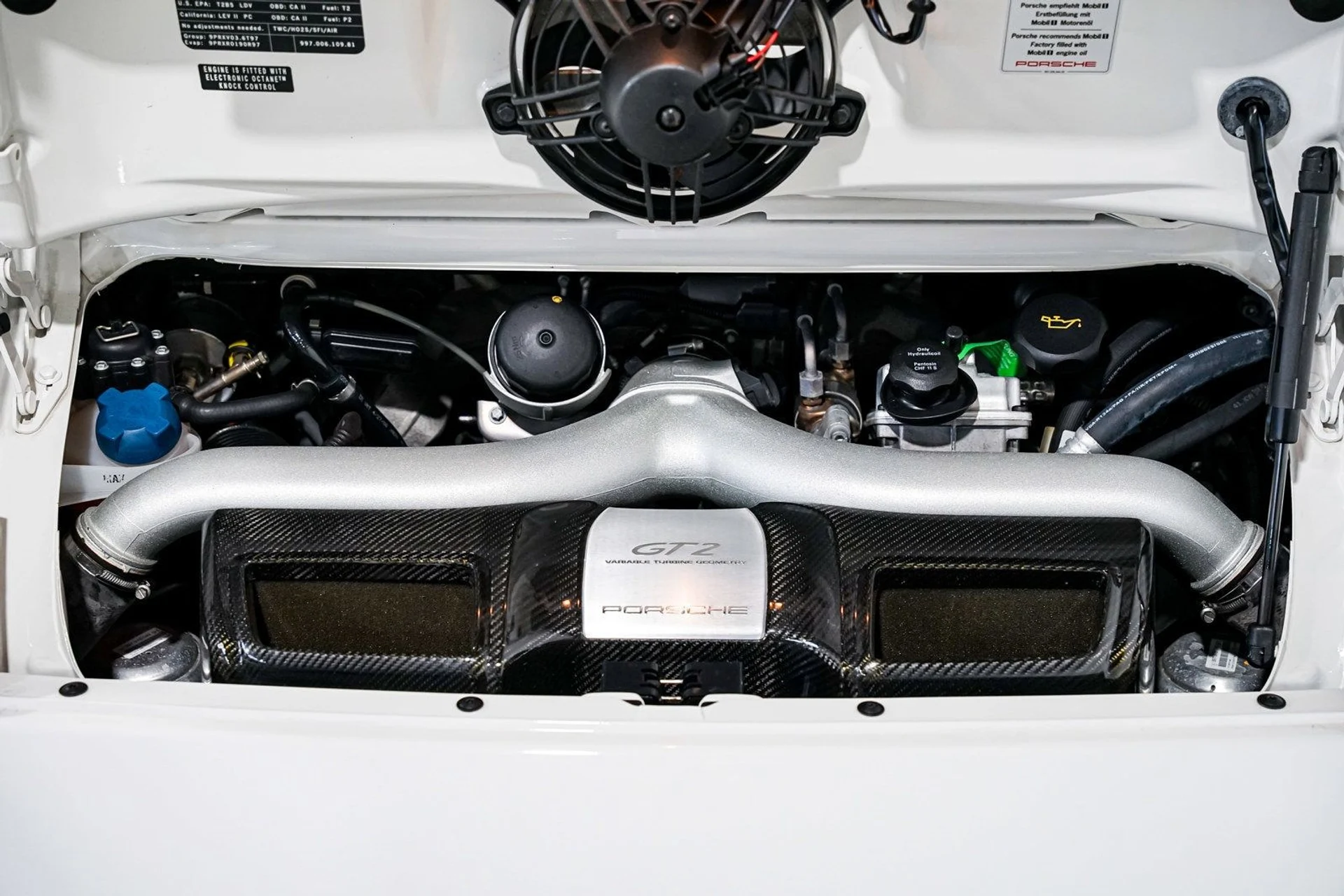 mph052_3747261437_29b8ec3f335da949271e17b499068decx_b9858f423b