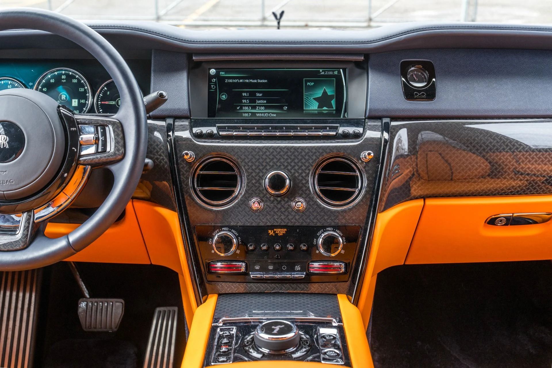 mph052_3756799722_Used_2023_Rolls_Royce_Black_Badge_Cullinan_1772494374_0e267b699e