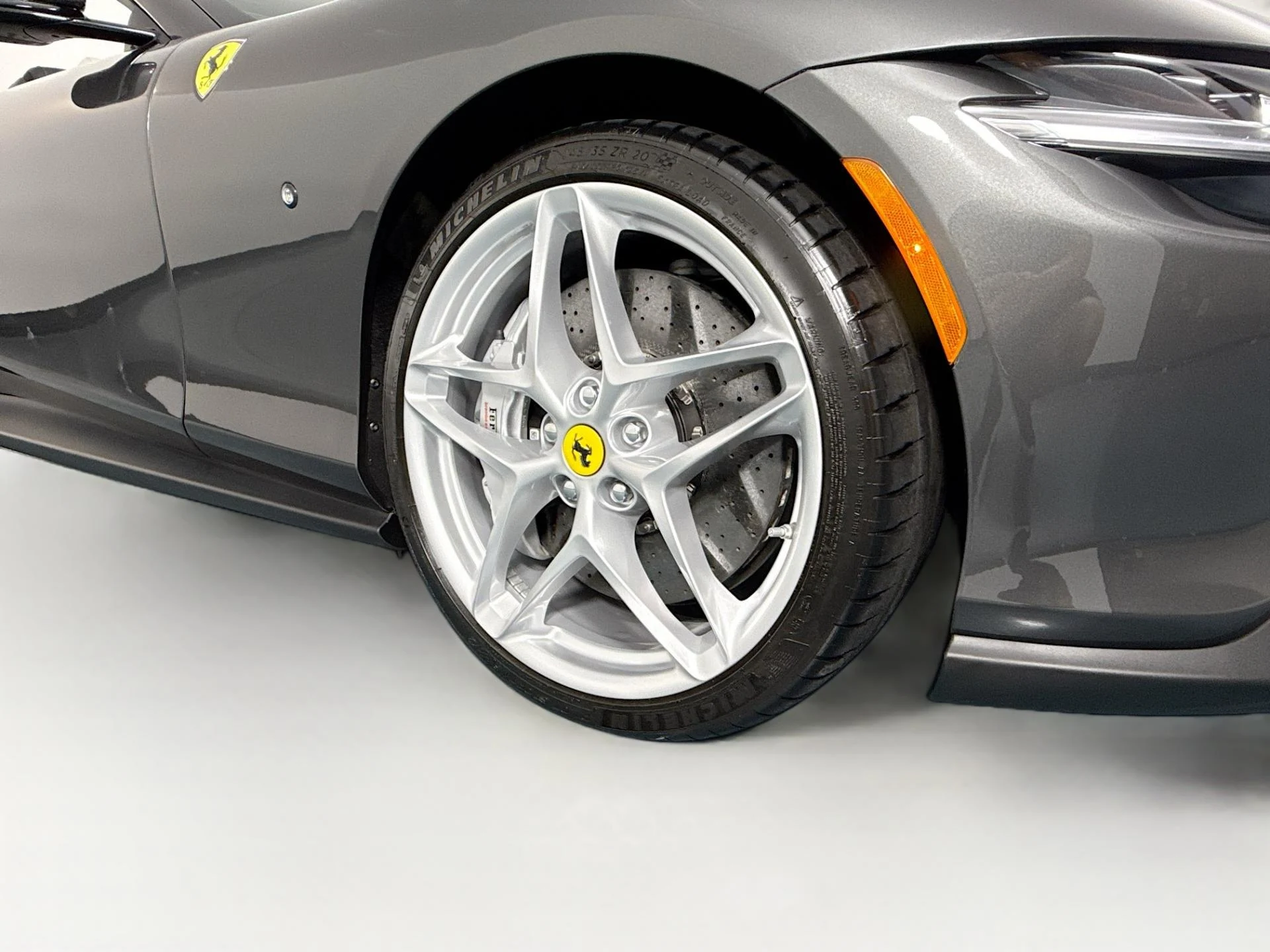 mph052_3765308337_Used_2025_Ferrari_Roma_Spider_1783621679_4c33862aeb