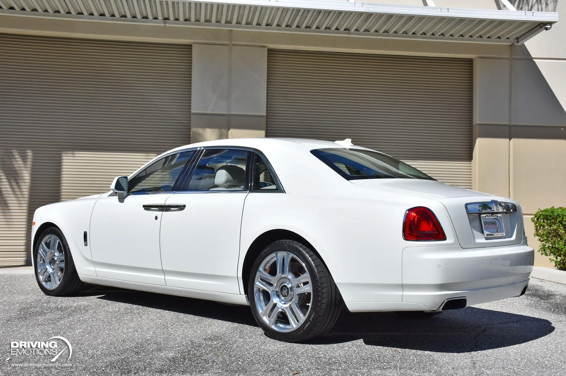 mph052_3771753617_872_p53_l_15032309b8