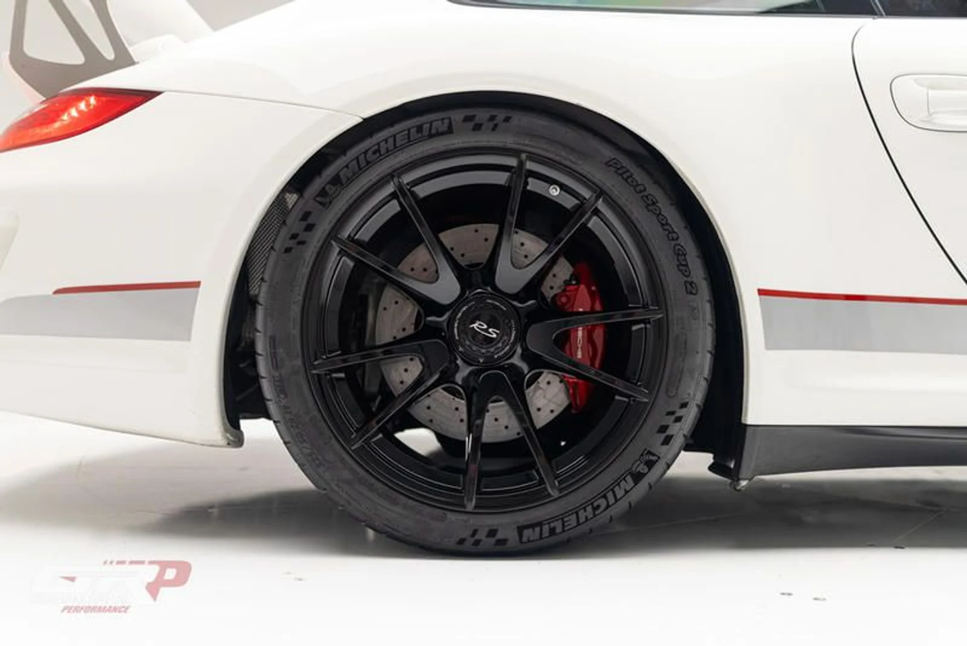 mph052_3782389388_1_E2_A95_D5_B82_E_4096_9_F7_E_6_D5_EBC_157_B98_1d2640b515