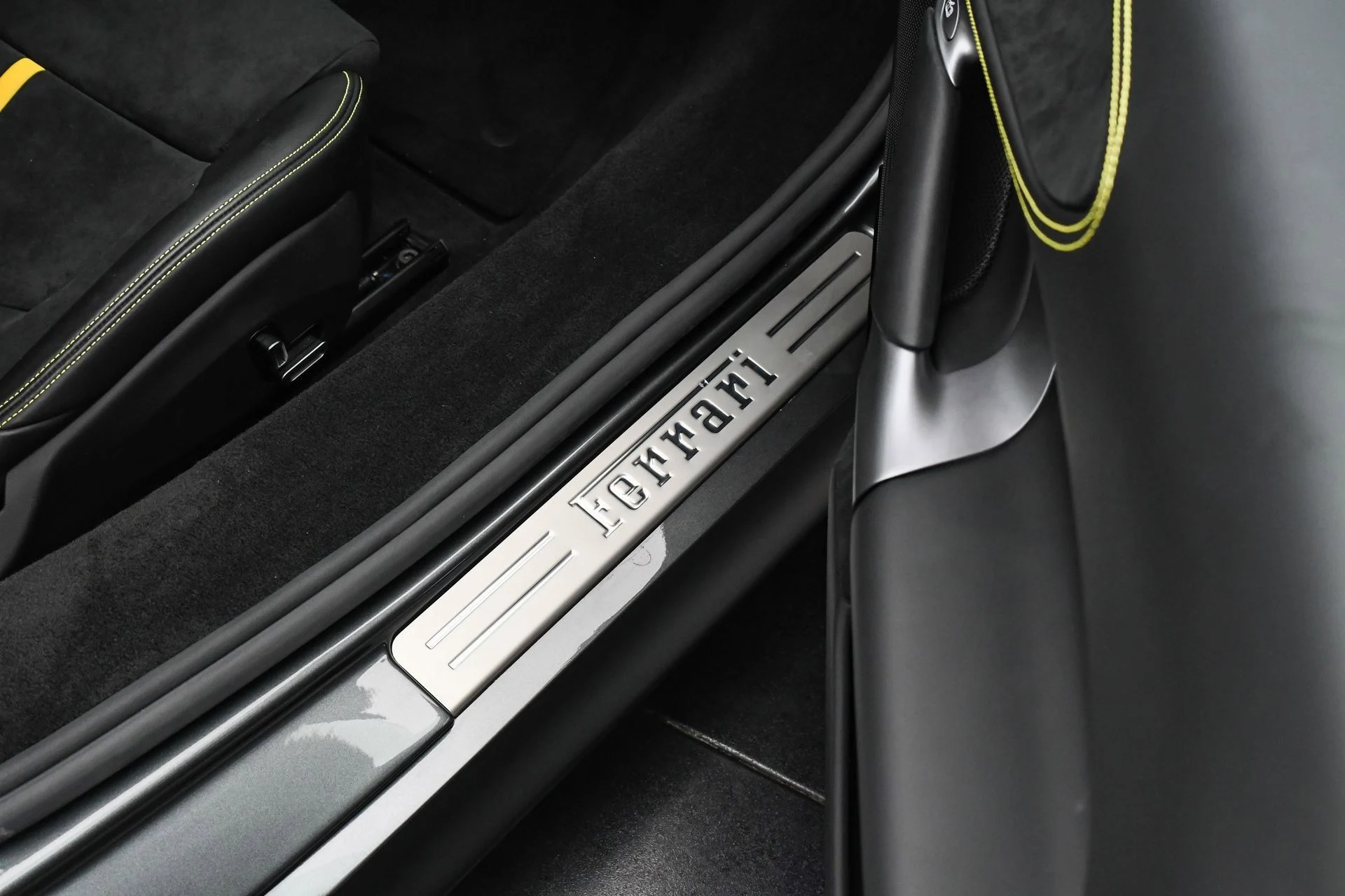 mph052_3792024681_a0a256df3c34404284a47d2e7aec932f_0026eab16e