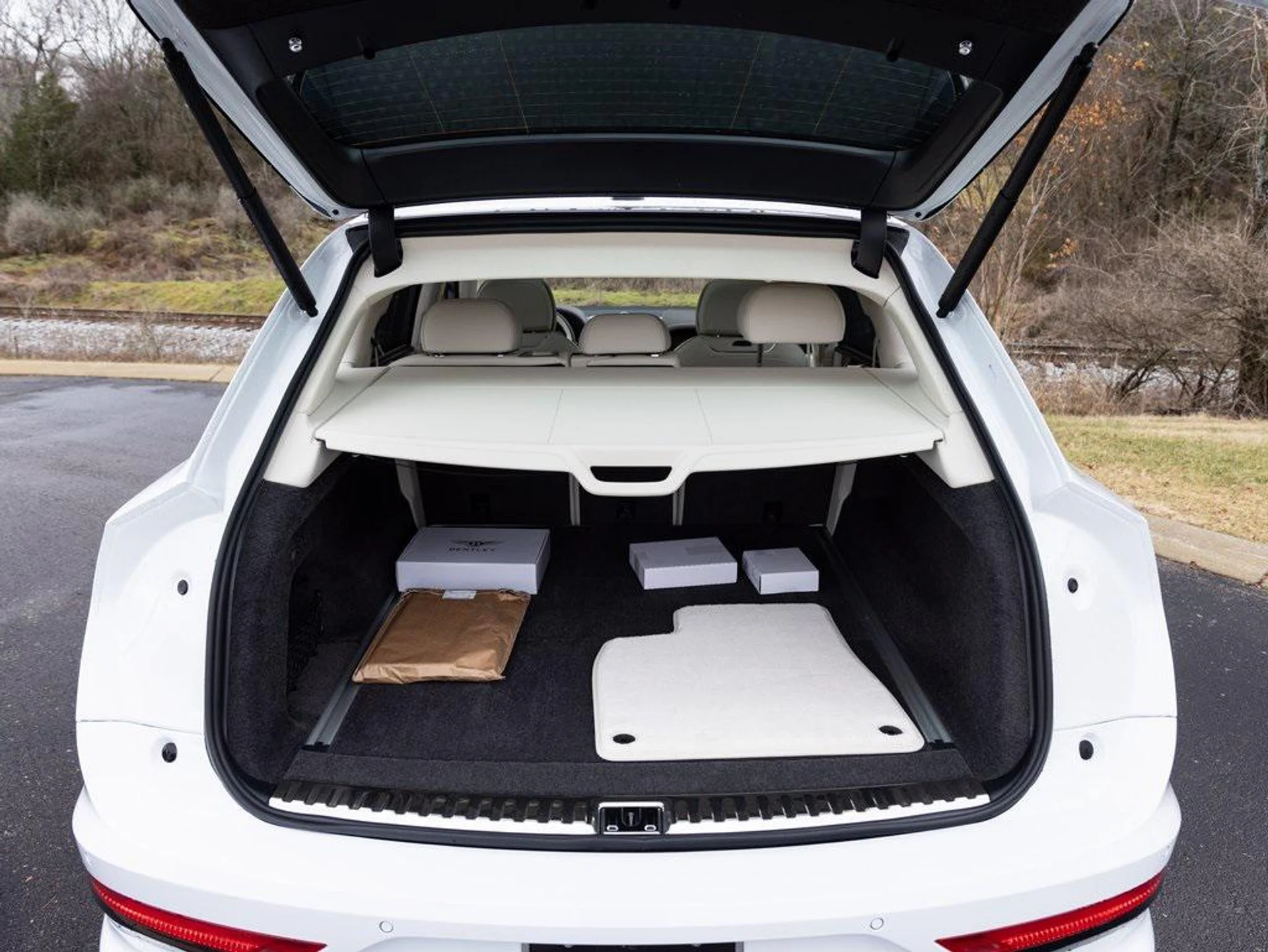 mph052_379425576_403809831_67c233ee6b5617b02de6365a_6e24a984ea