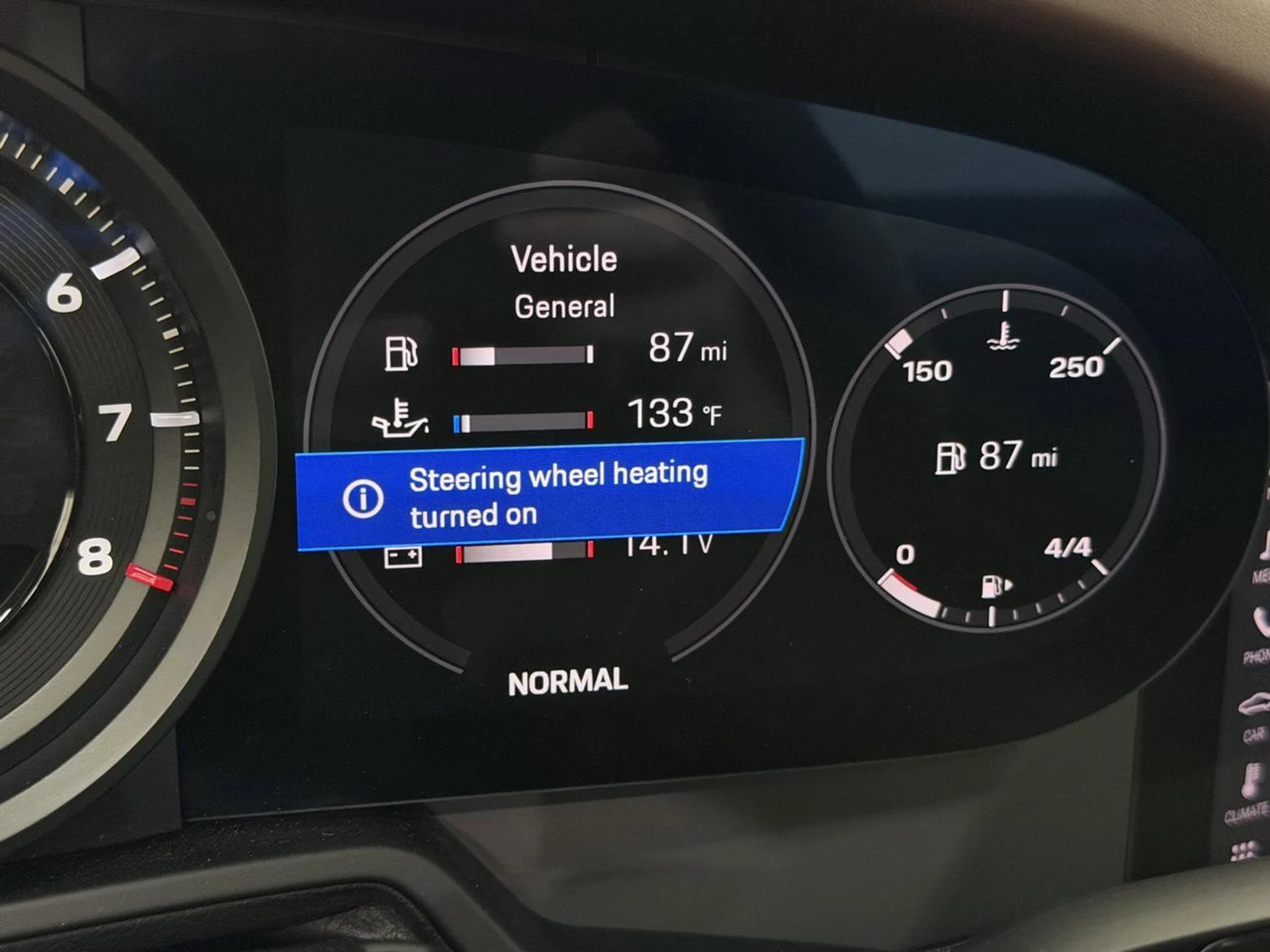 mph052_379955168_a915b369fff20f41c2c7642fc973dde1_5c4c761700