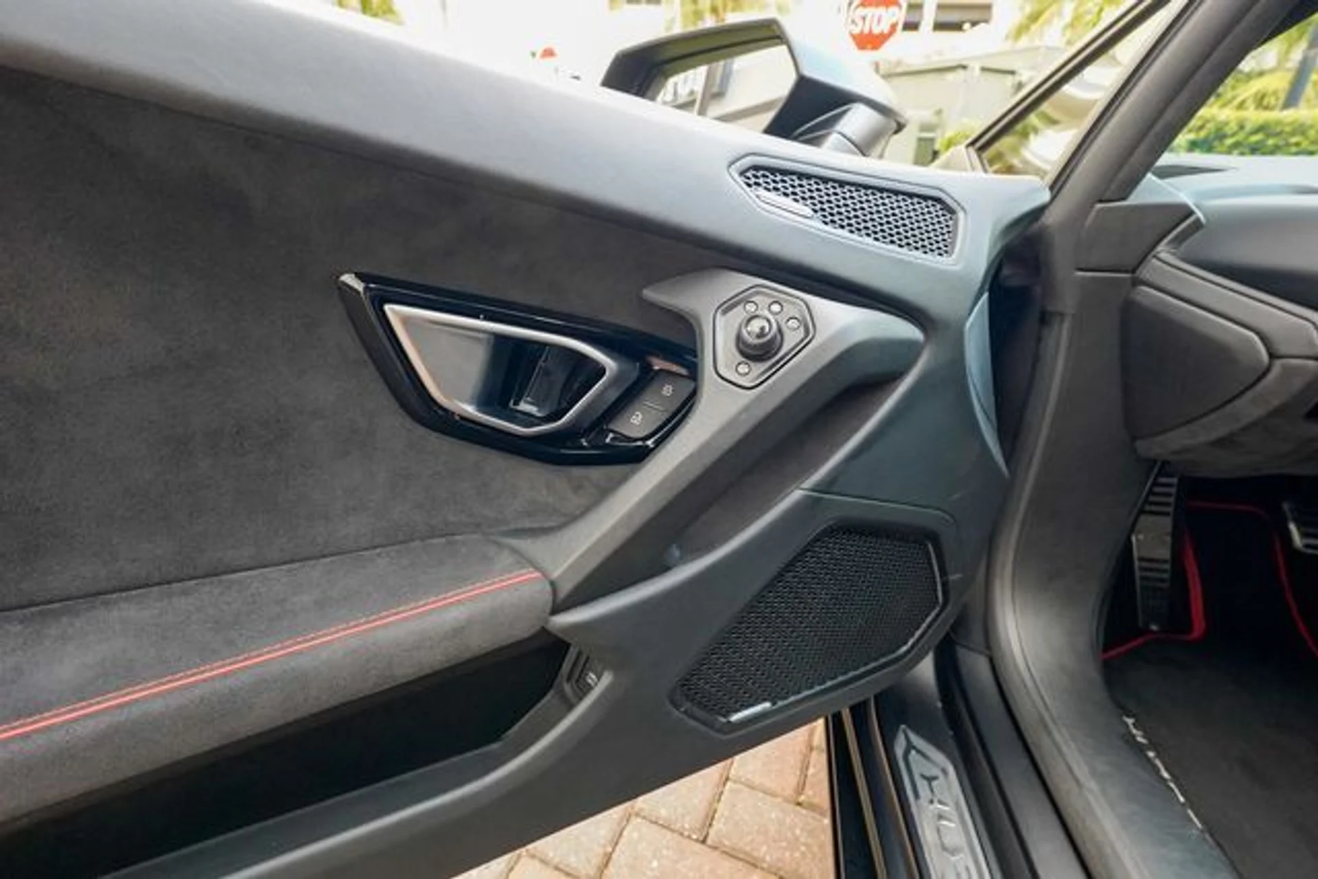 mph052_380891788_22992534_53_ff30642a26