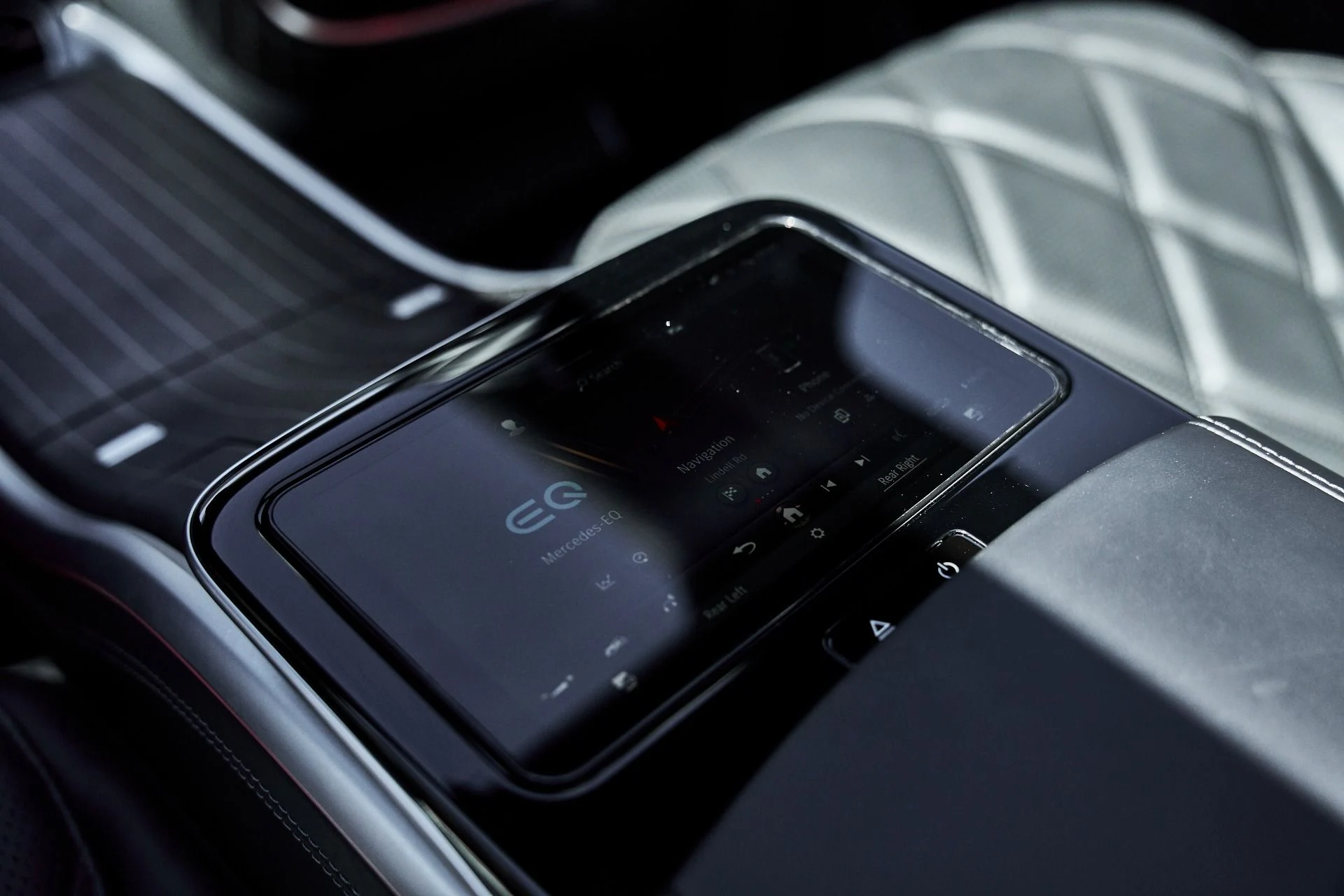 mph052_3809280267_Used_2024_Mercedes_Benz_EQS_Maybach_EQS_680_1775326076_29d7d1f7d2