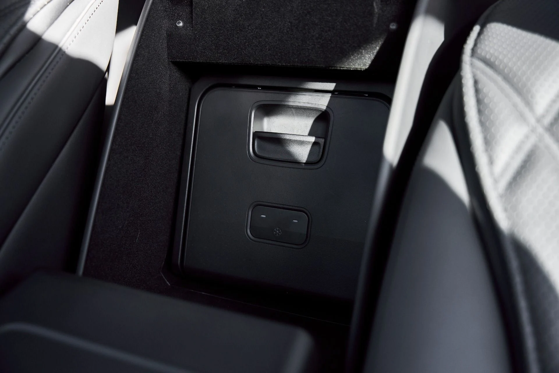 mph052_3817338647_Used_2023_Mercedes_Benz_S_Class_Maybach_S_680_1769804046_bfd110b704