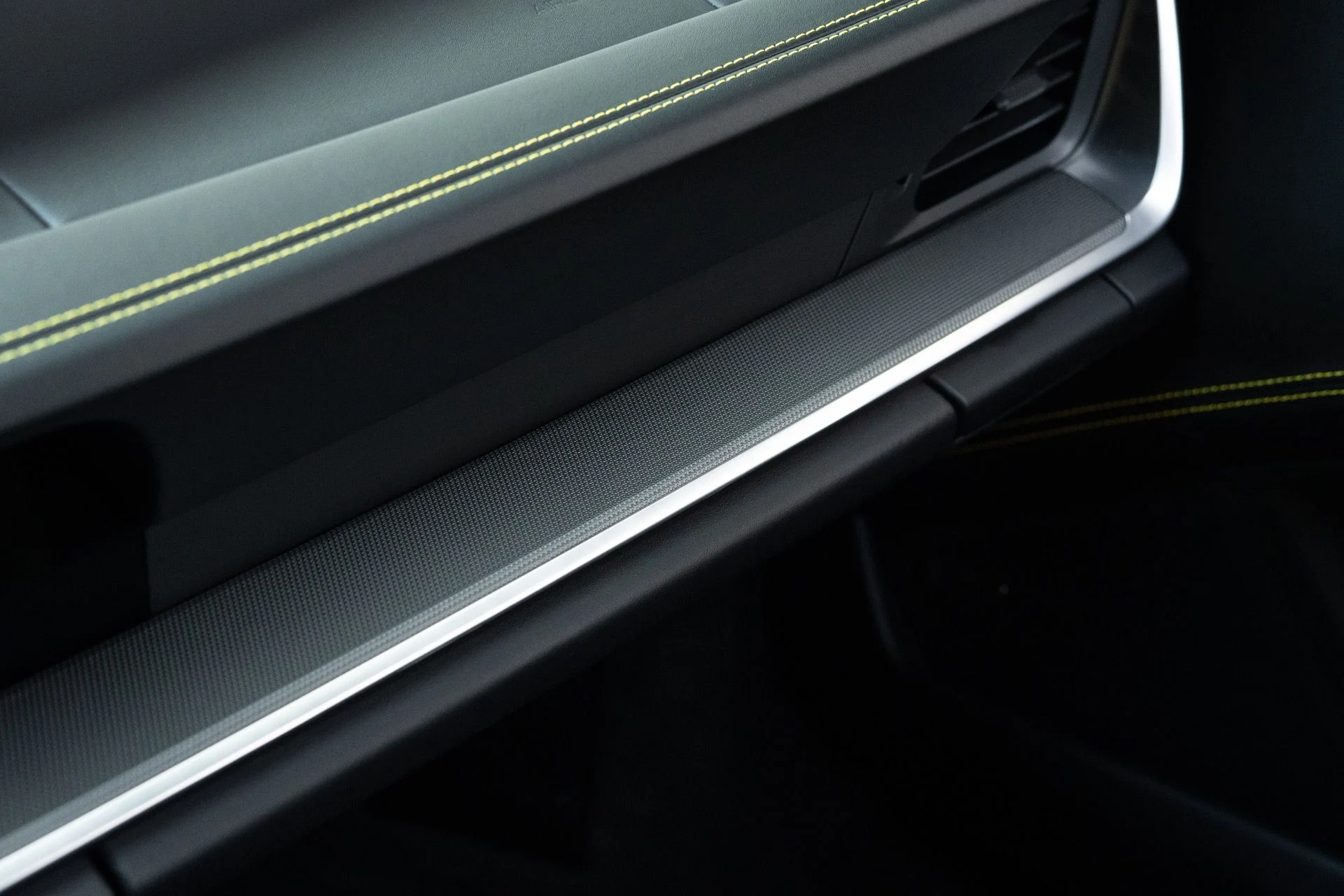 mph052_3817995086_Used_2023_Porsche_911_Turbo_1772073692_900d4bf75a