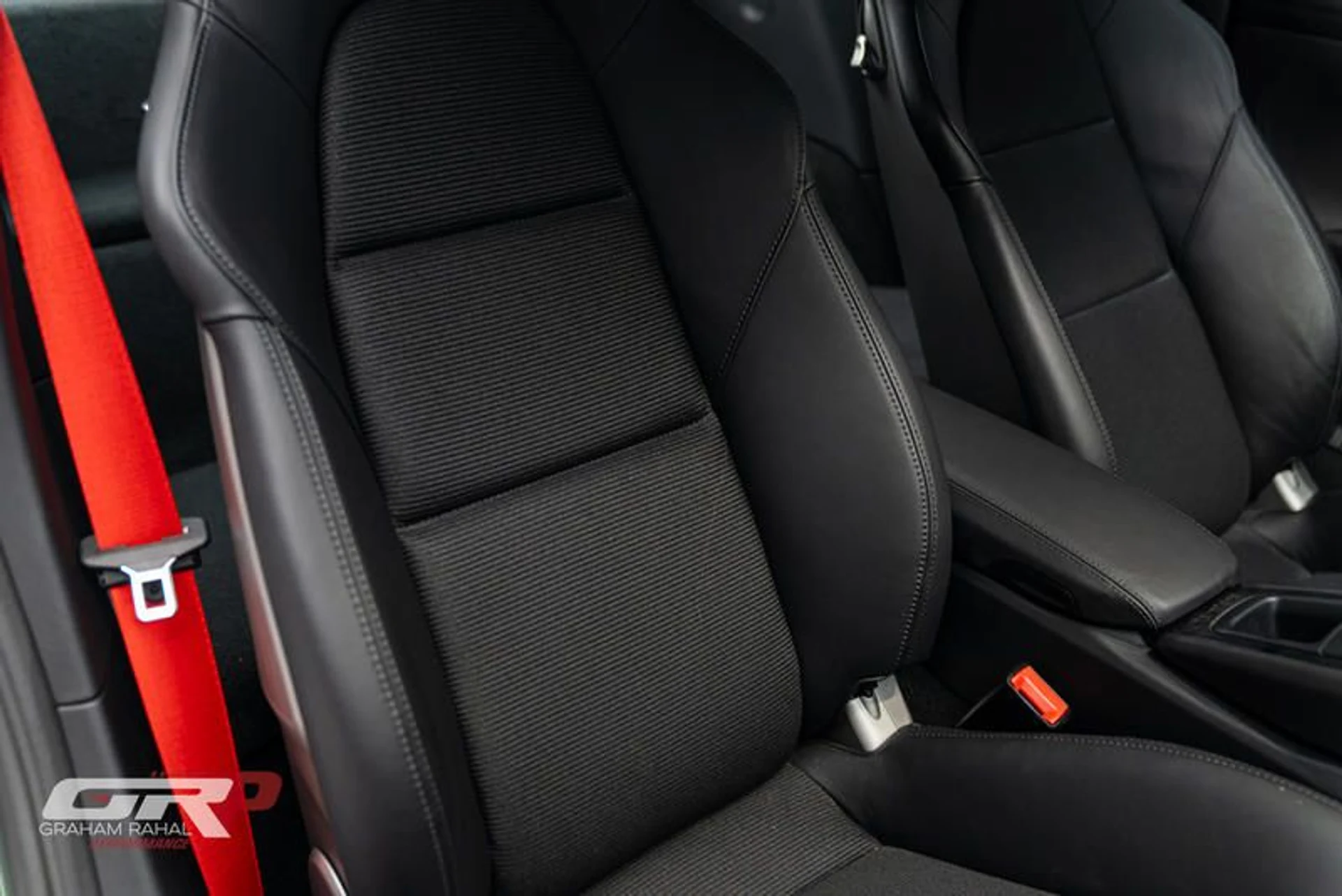 mph052_3855385806_CA_69_BC_76_AC_86_4430_911_F_DBBBE_5111_E7_C_e935d4f225