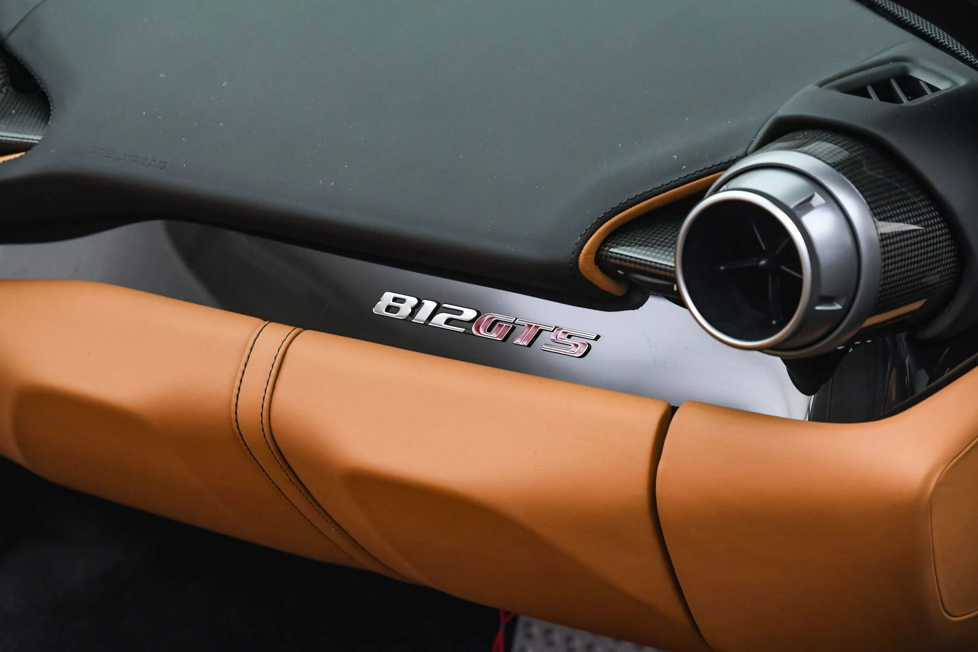 mph052_3906191810_0023116c6f0d420b8da99b74a513ad38_d4681d876e