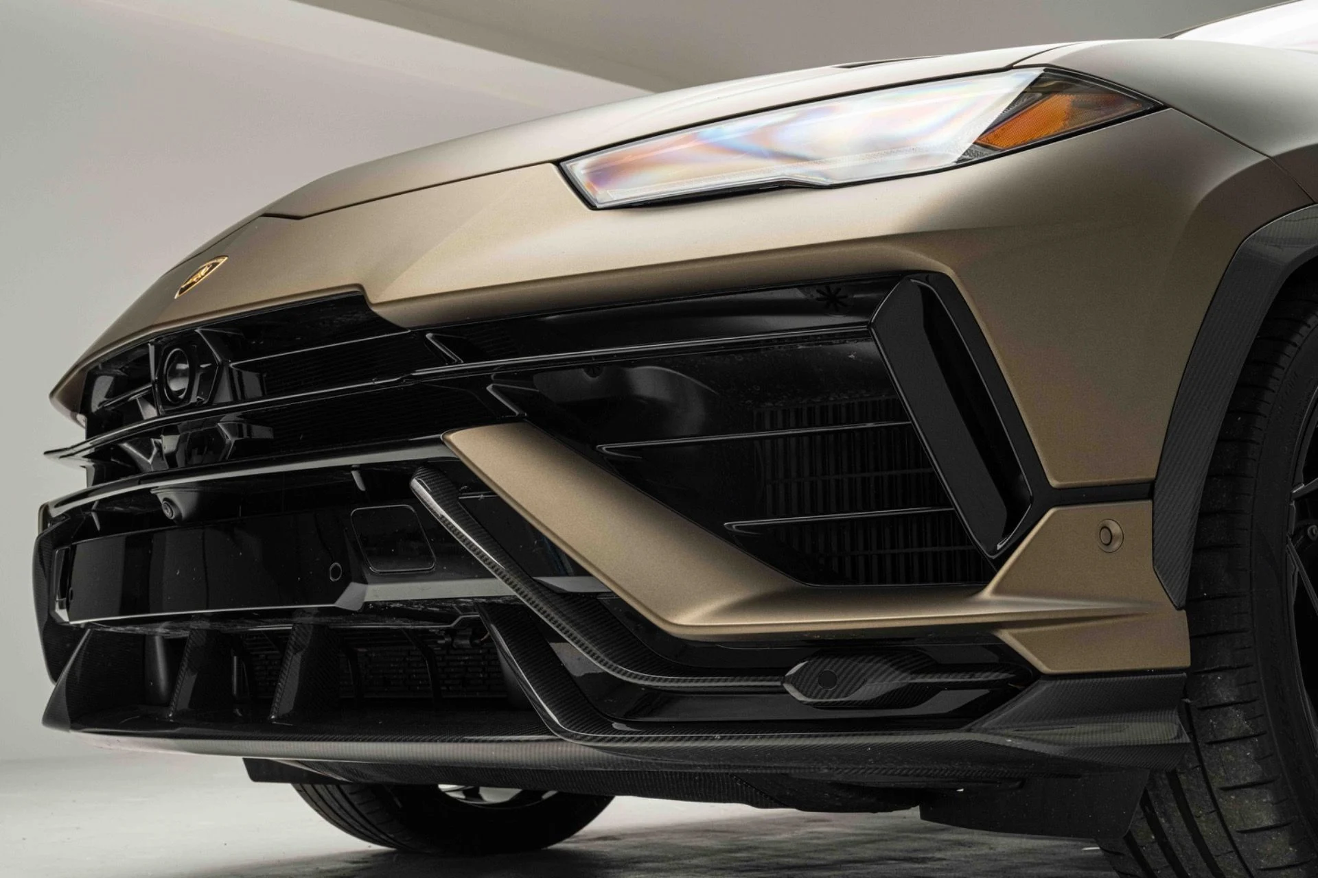 mph052_3917269686_Used_2024_Lamborghini_Urus_Performante_1774028778_f52b3c10fd