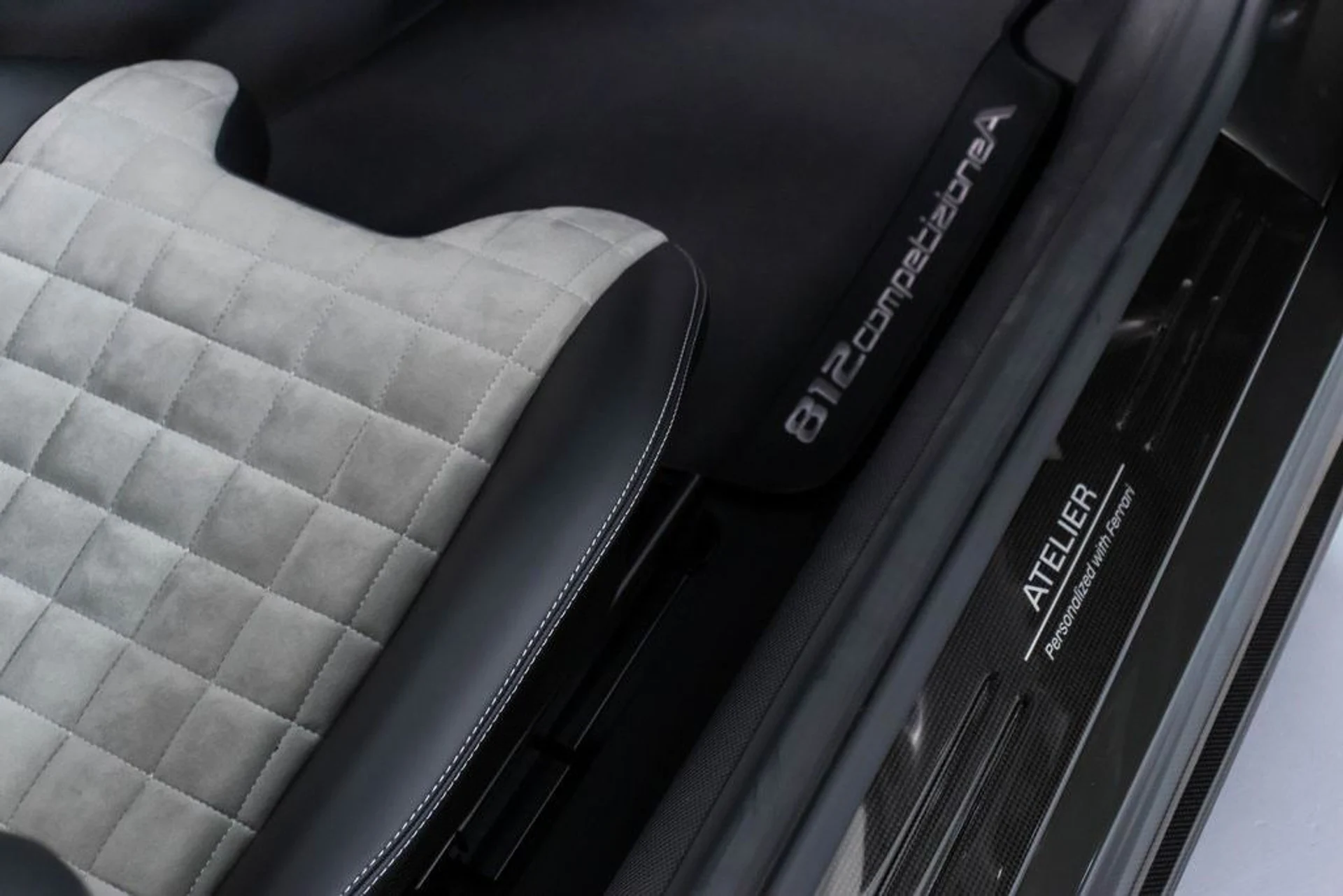 mph052_39438636_25086e1b422445b89fa3f1d8f10e9d3fx_b5c0d32da5