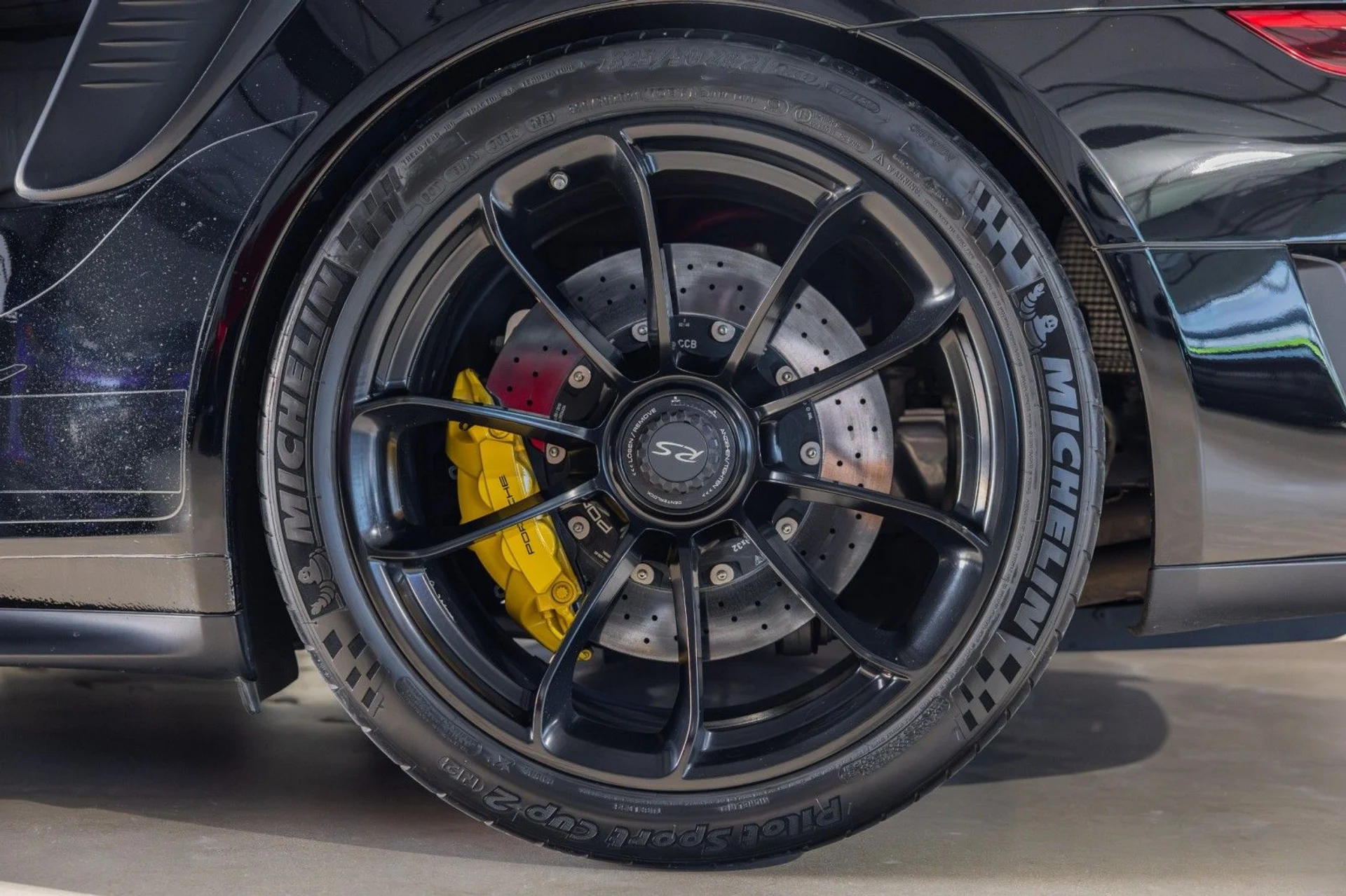 mph052_3972788203_1g_305738c236