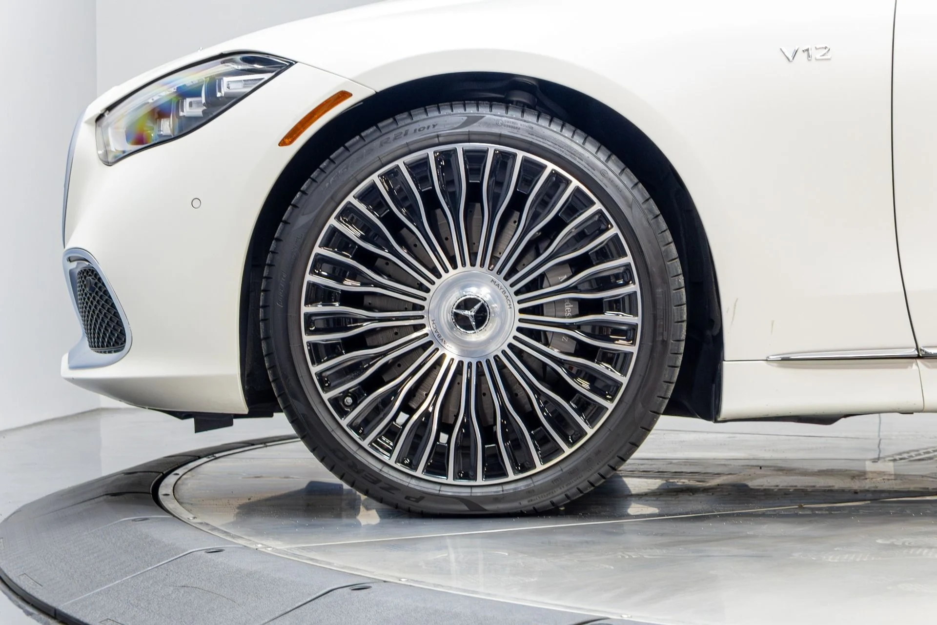 mph052_3998130440_Used_2023_Mercedes_Benz_S_Class_Maybach_S_680_4_MATIC_1776091551_746fe5dedc