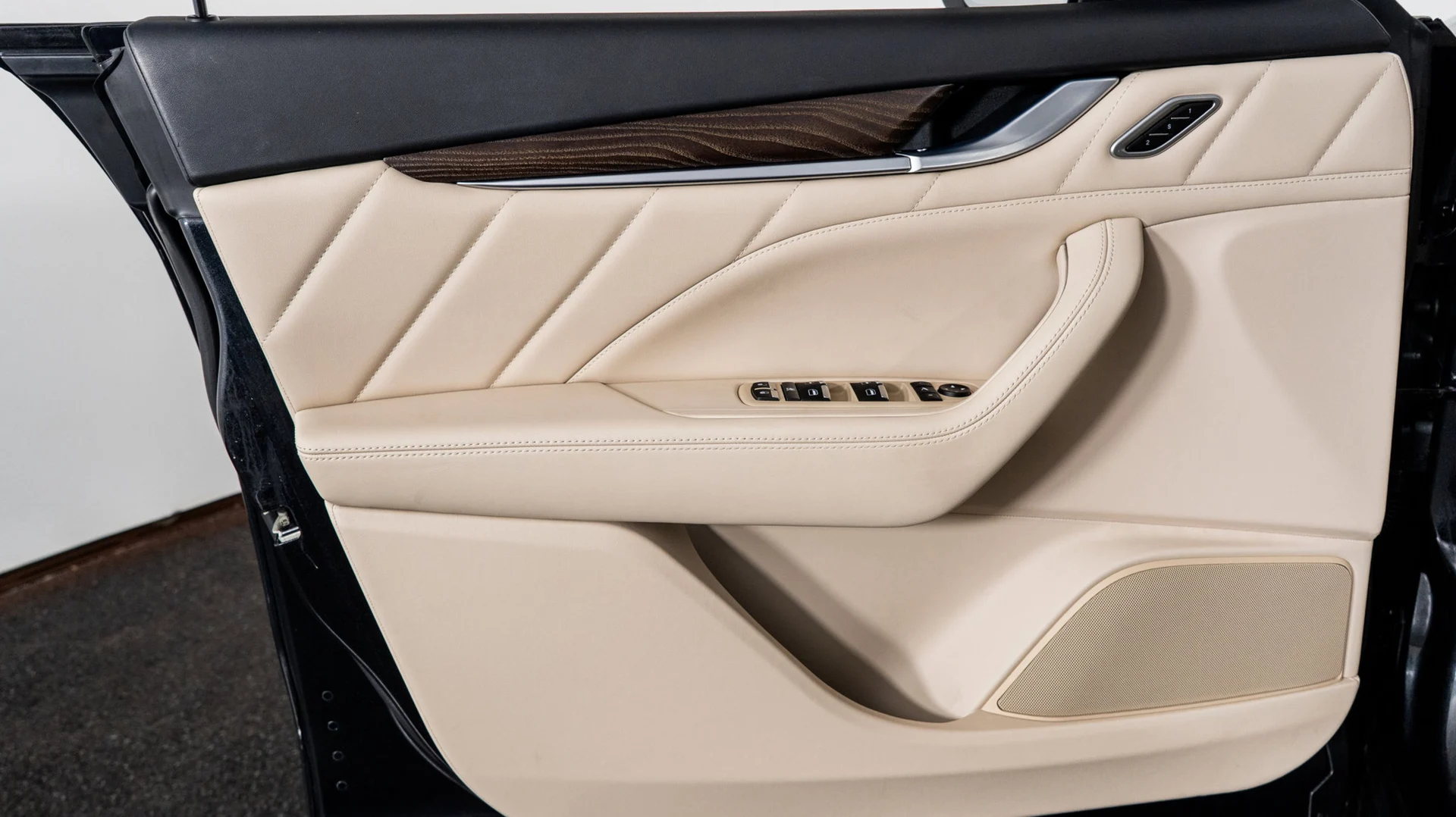 mph052_4003895772_content_homenetiol_com_2001243_2130496_0x0_a6a2824238174ae9b4aeba10042e0b39_96cd7e8512