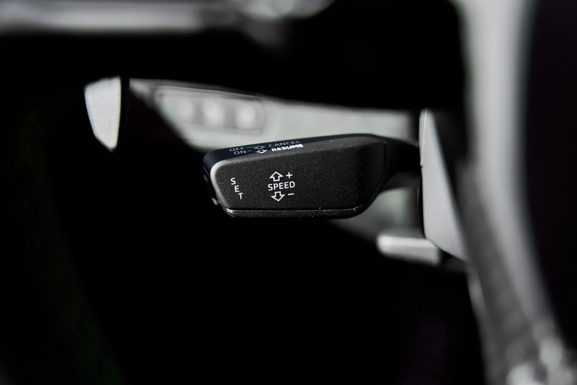 mph052_4050179041_Used_2025_Lamborghini_Revuelto_Base_1769824562_8d8685bb40