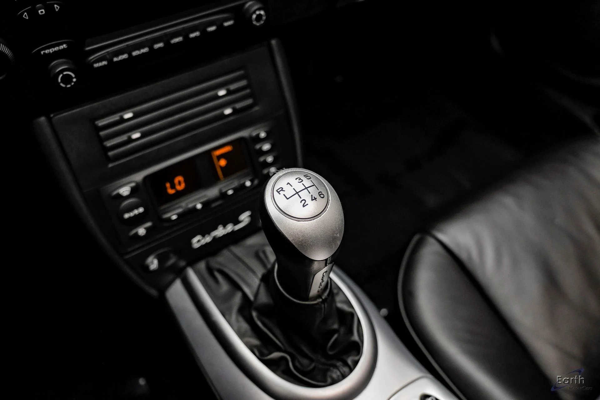 mph052_4060075005_7e8dd2e1b35cd9ade5ce54f55d6c8a53x_c90a37ac71