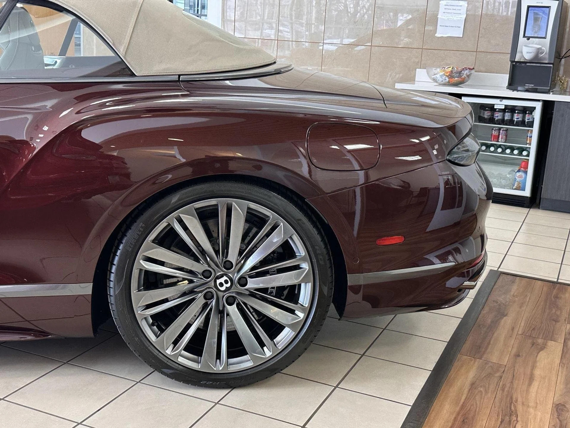 mph052_4061614895_89d56799aa3357b8dbbfdcc42da81e18_e0aa6cd75d