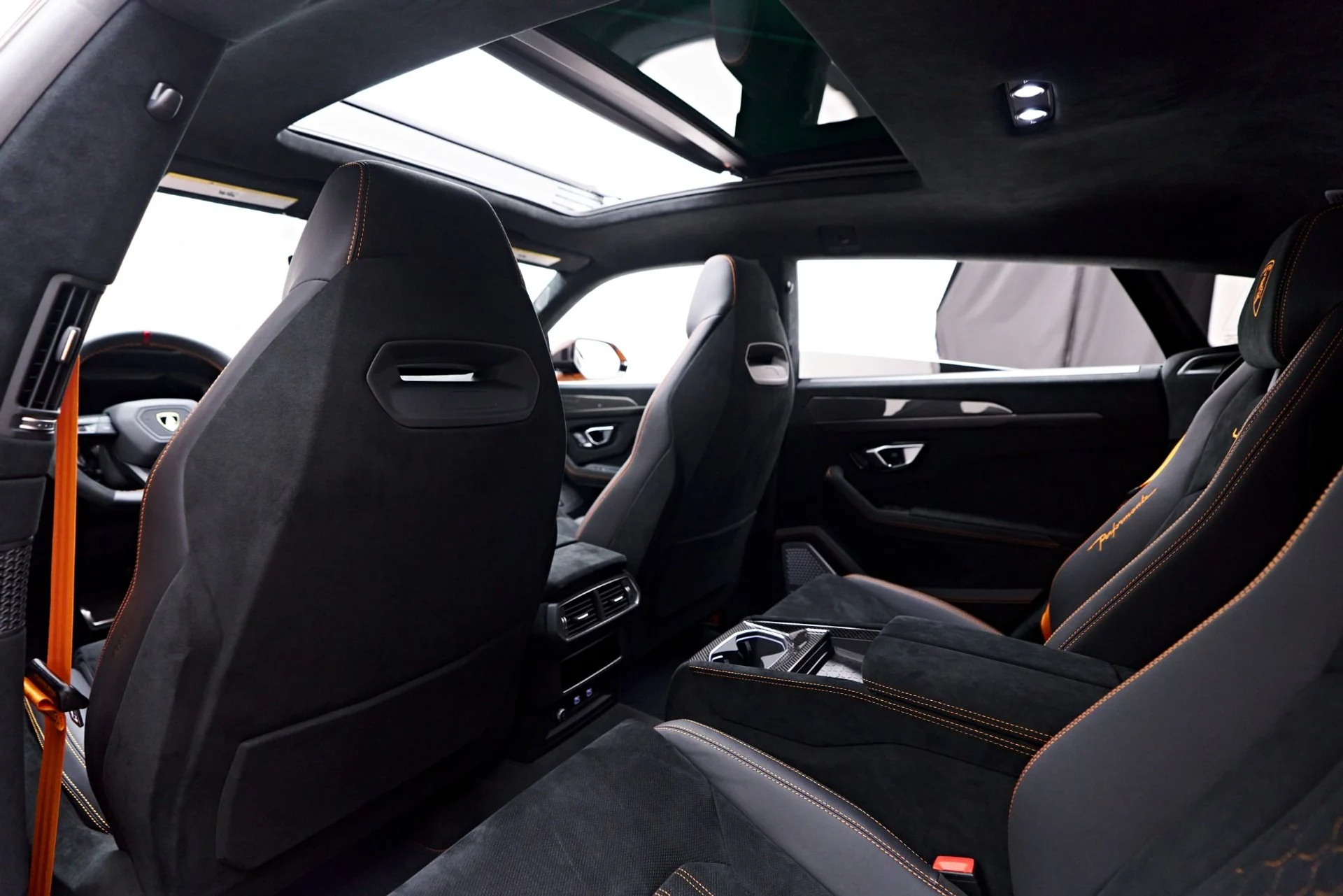 mph052_4071440613_Used_2023_Lamborghini_Urus_Performante_1758074145_4c4627ccca