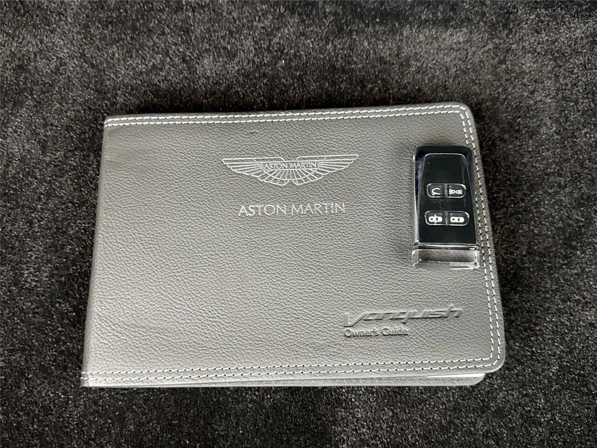 mph052_4093164297_b52b9d5aebd214be6314e6f1d6aa0bde_860b96560f