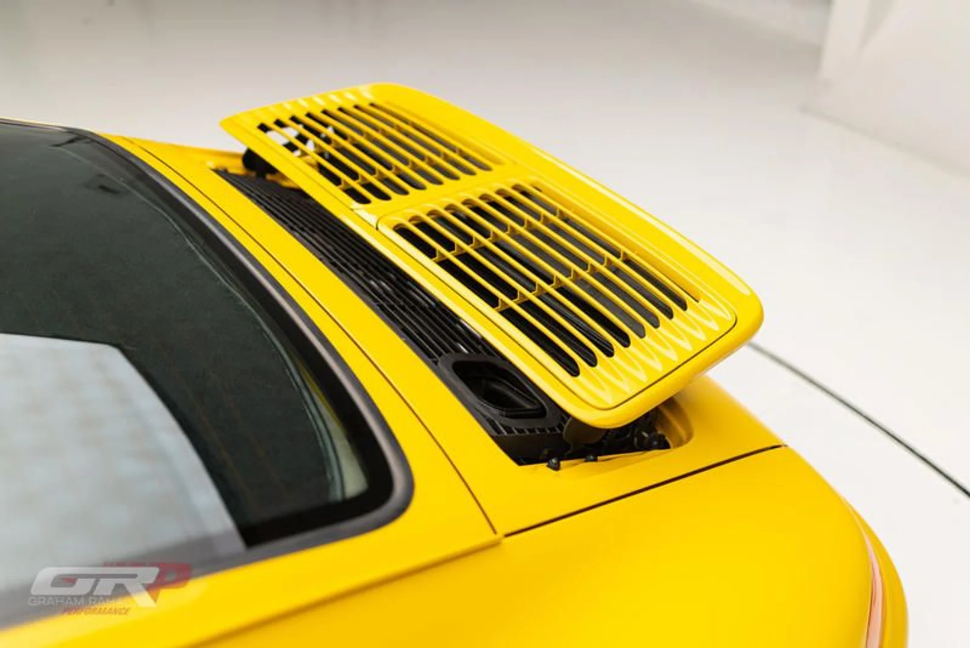 mph052_4109981720_D7_EE_849_A_4_A85_463_C_BDC_5_8_E581942_A28_F_a926089c98