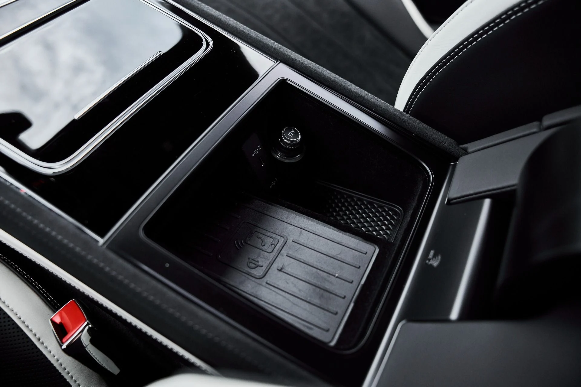 mph052_4120775305_Used_2025_Bentley_Continental_GT_Speed_1777077799_c43faa1adb