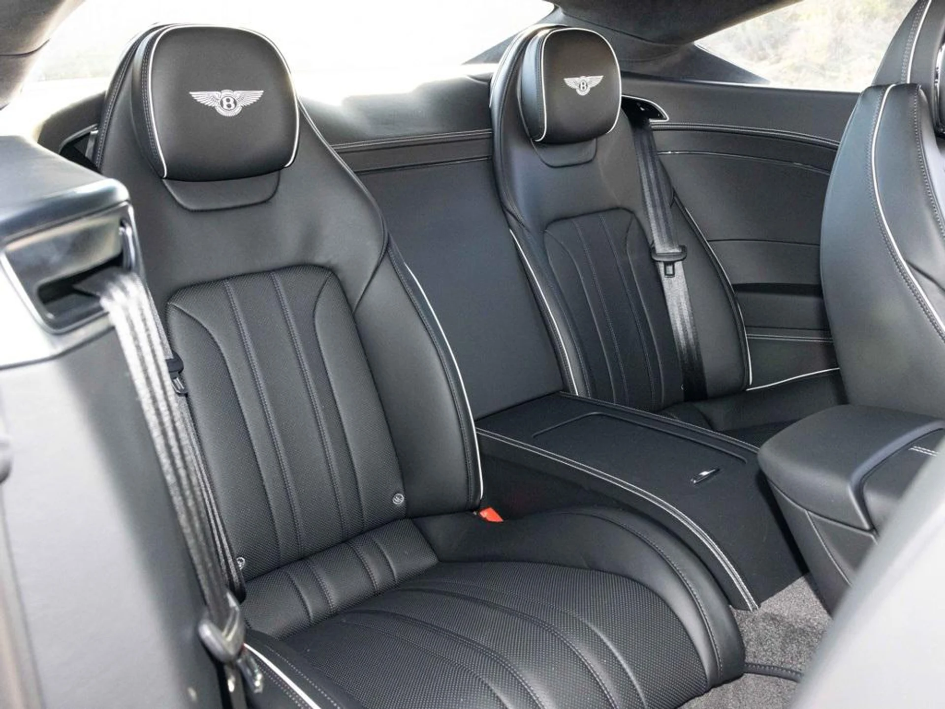 mph052_4124166662_477125128_692b327fb578948aa2d4129c_9c83a73065