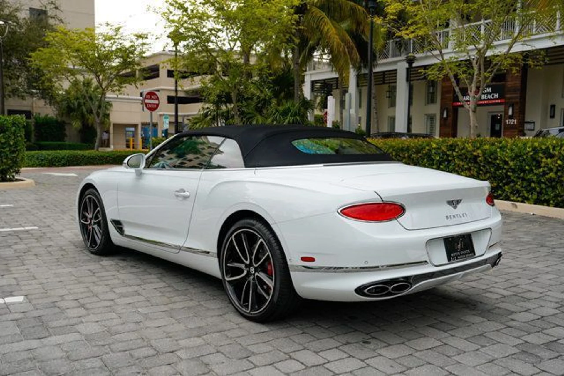 mph052_4144201916_22981563_53_640_7082b2925b