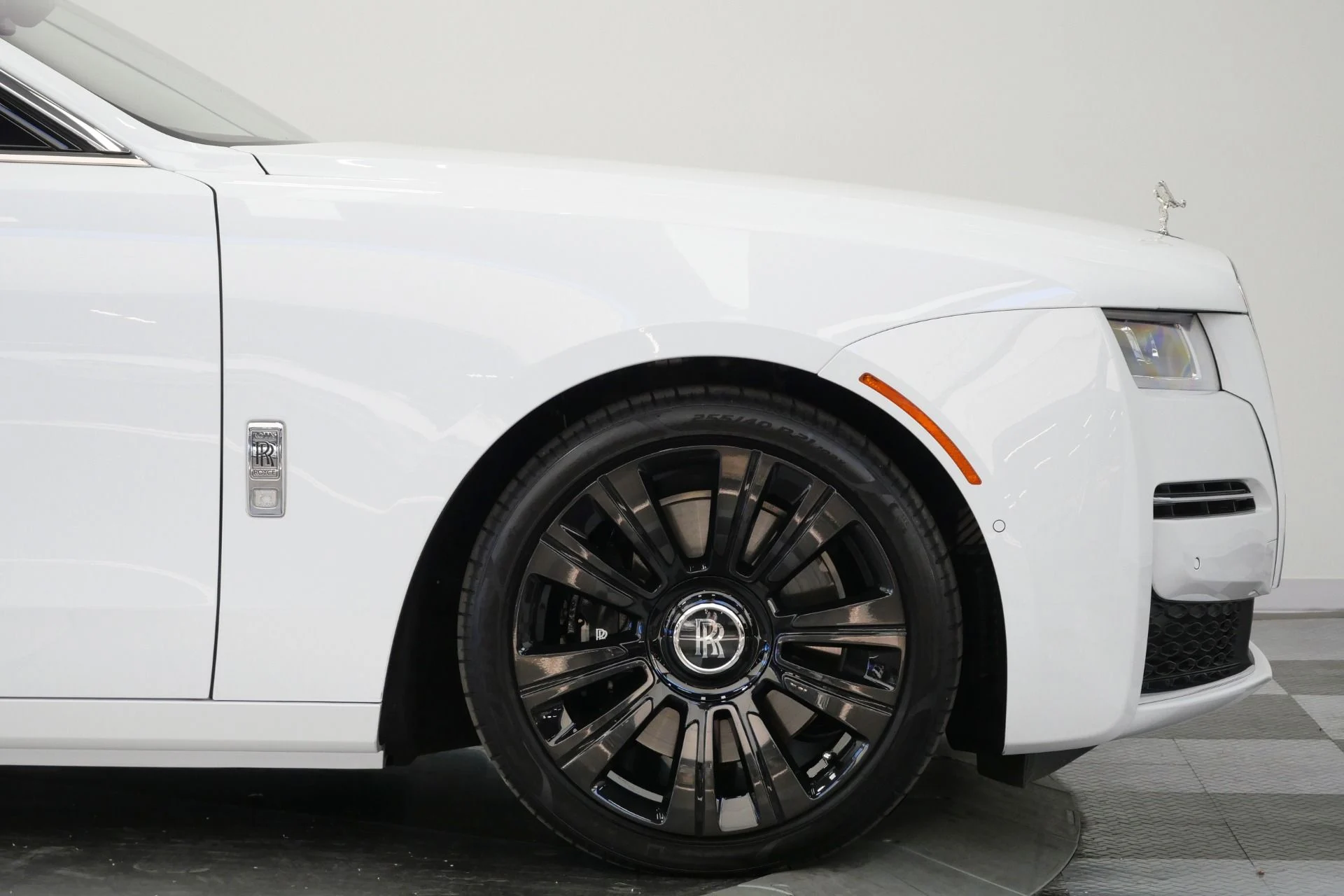 mph052_4176144484_Used_2022_Rolls_Royce_Ghost_Low_Miles_The_Ghost_Package_Bespoke_Audio_1780333725_207a3eb70f