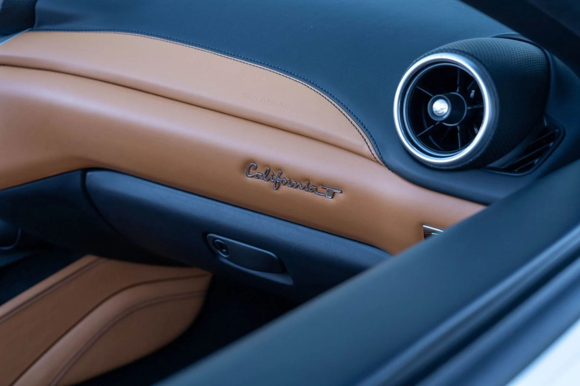 mph052_4182327729_c979ab5044e3457fa24d195a55ca0a7e_9211ca2bae