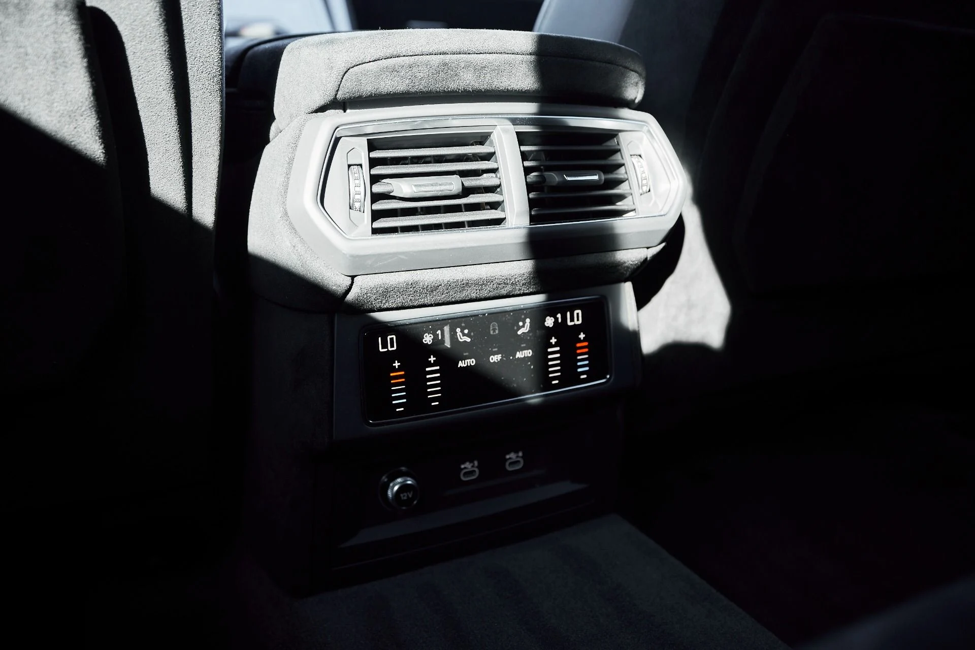 mph052_4216830983_Used_2023_Lamborghini_Urus_Performante_1761860857_8b9a1d52e9