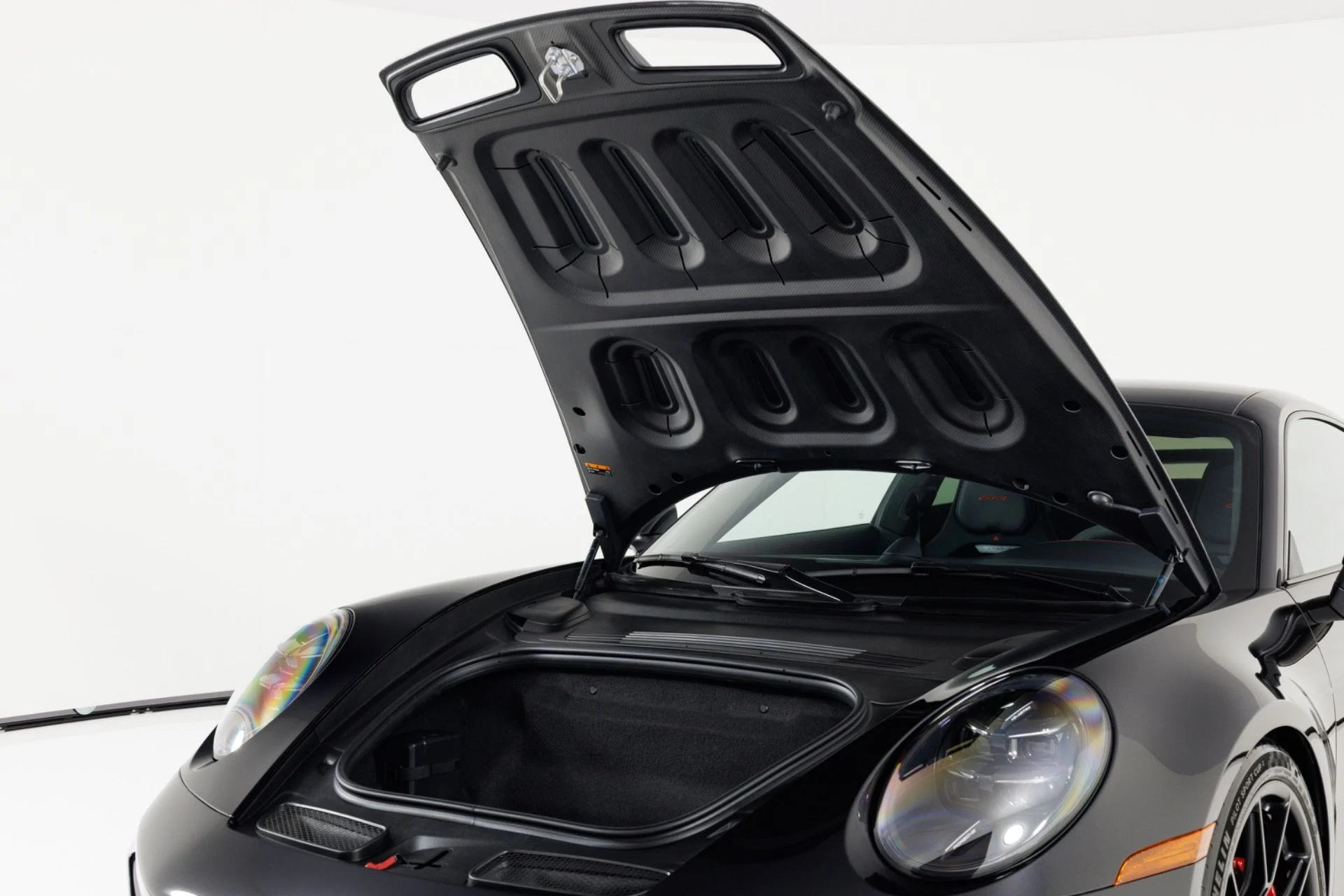 mph052_4234113003_Used_2025_Porsche_911_GT_3_1777072064_b514bd1829