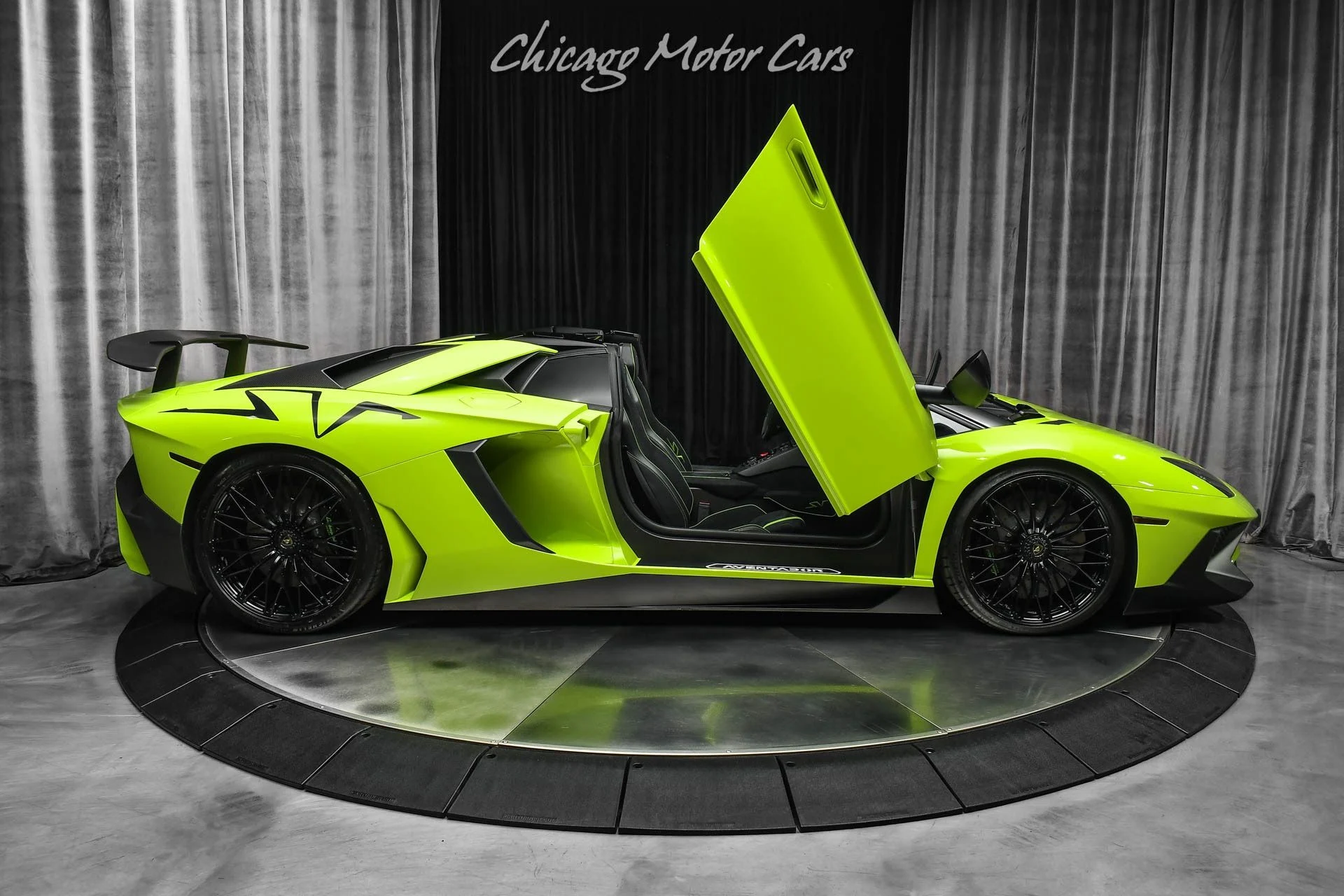 mph052_4256650370_12323_p53_l_07f0daef59