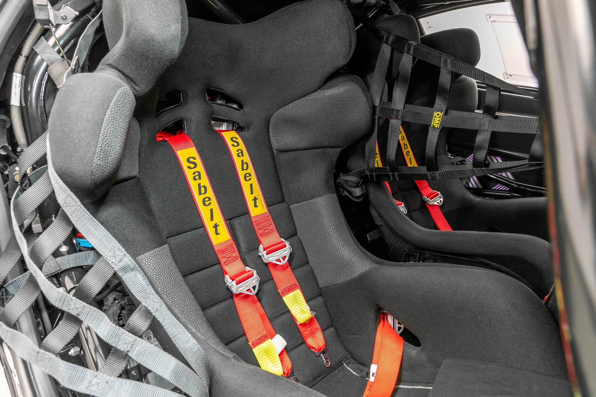 mph052_4281450460_757c8bedd372438a84d06de4ee582c67_4090e90006